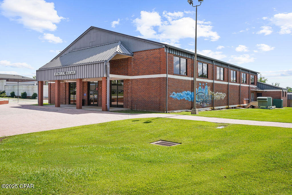 2994 Jefferson Street