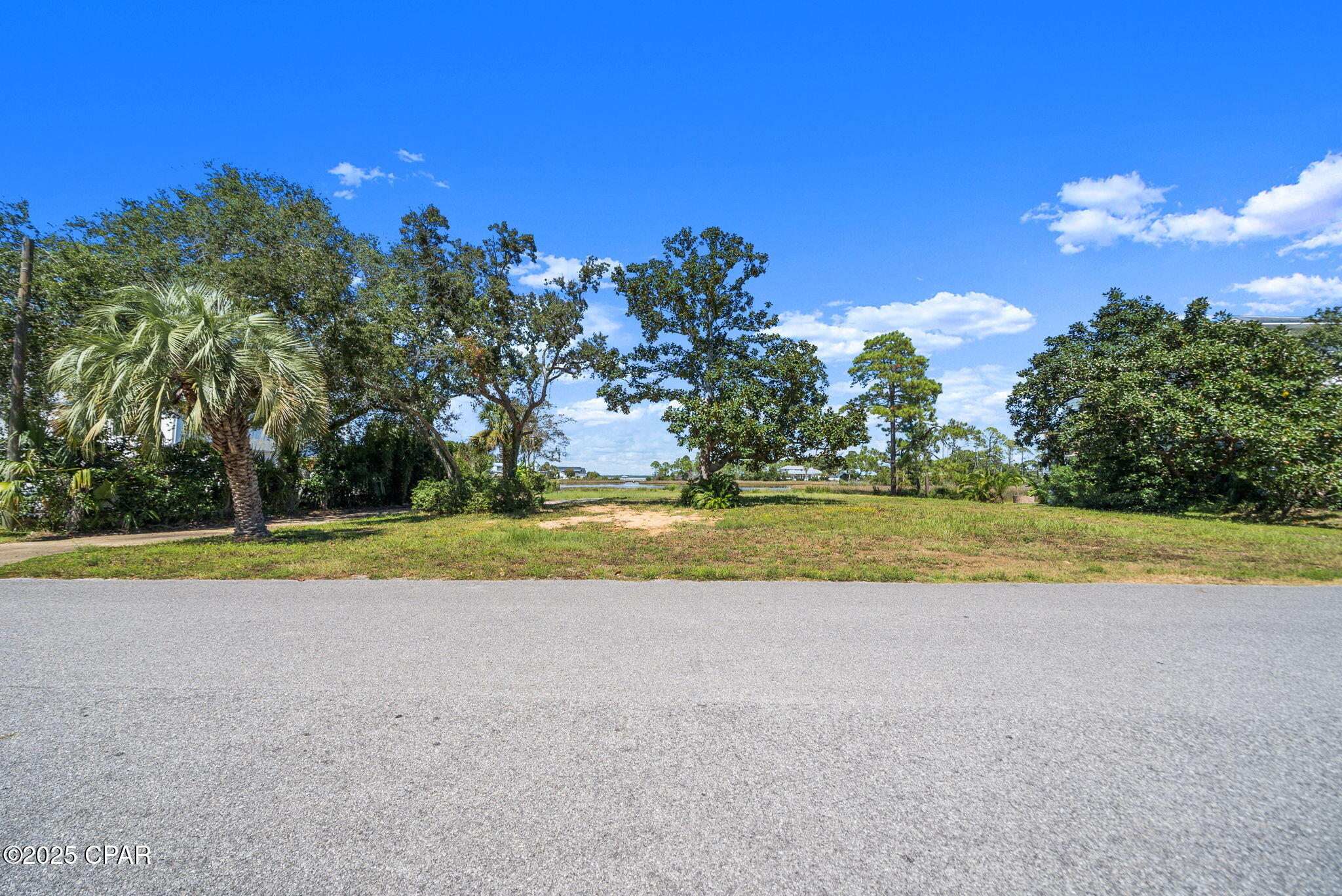 3046 W 30th Court