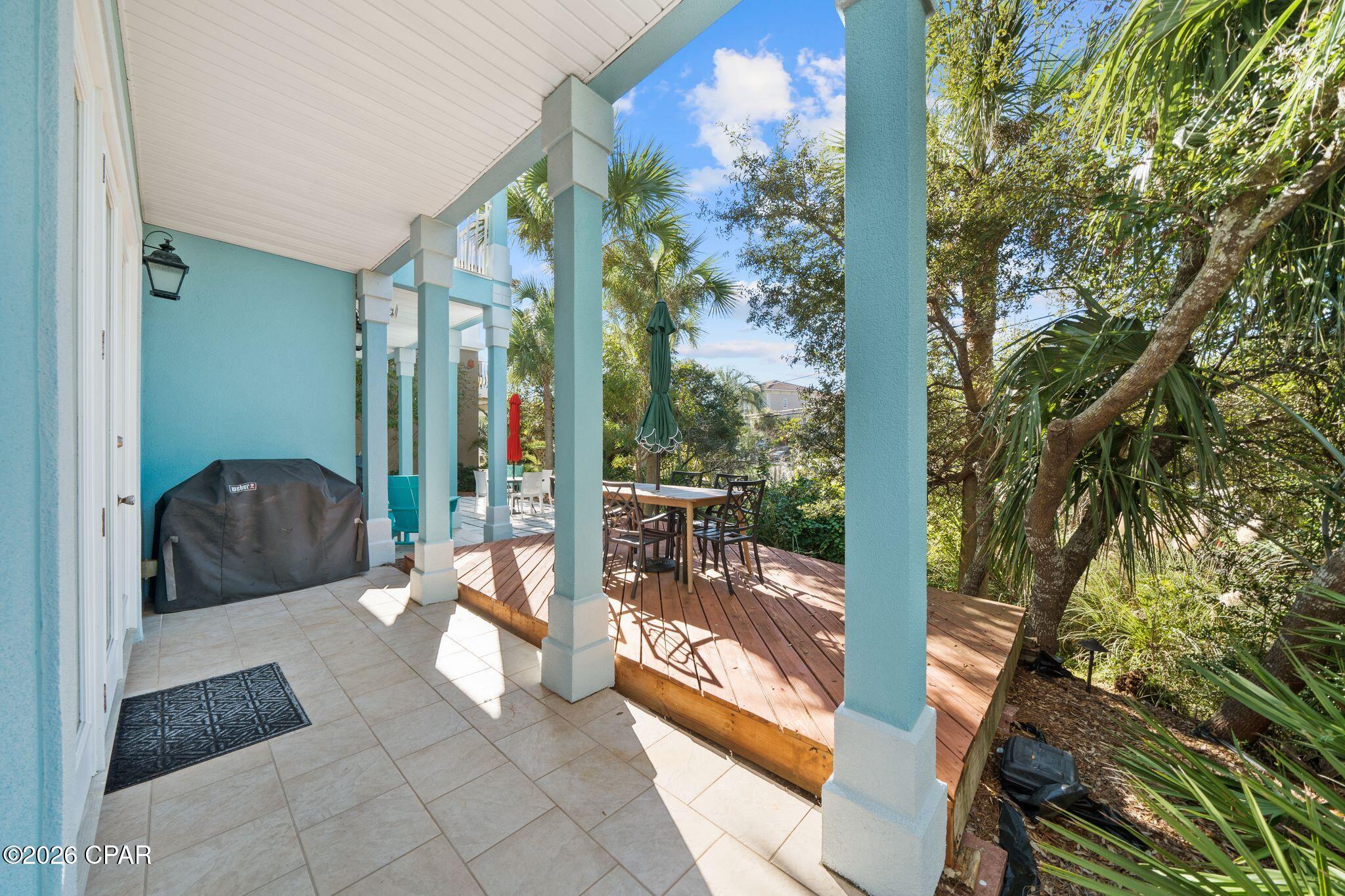 415 La Valencia Circle