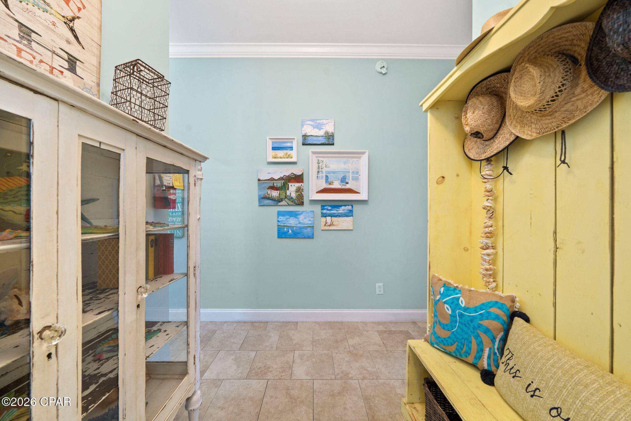 415 La Valencia Circle