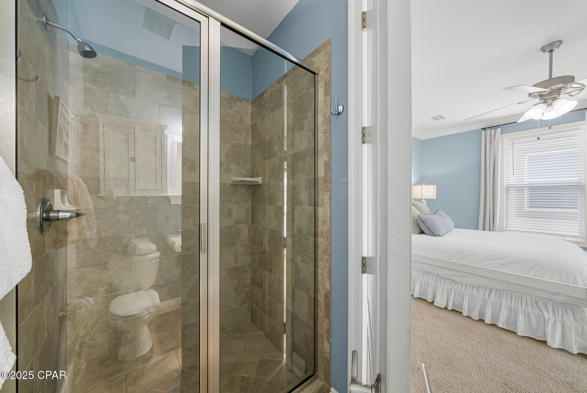 415 La Valencia Circle