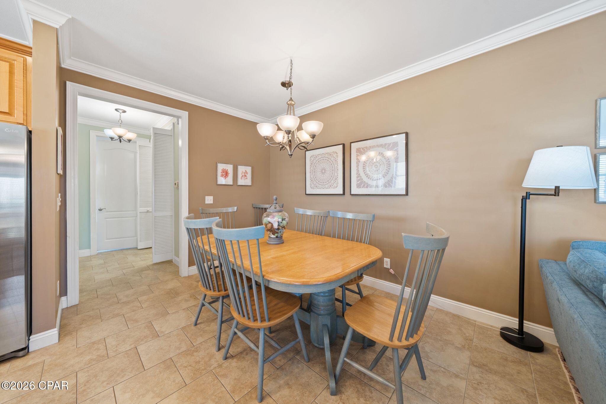 415 La Valencia Circle