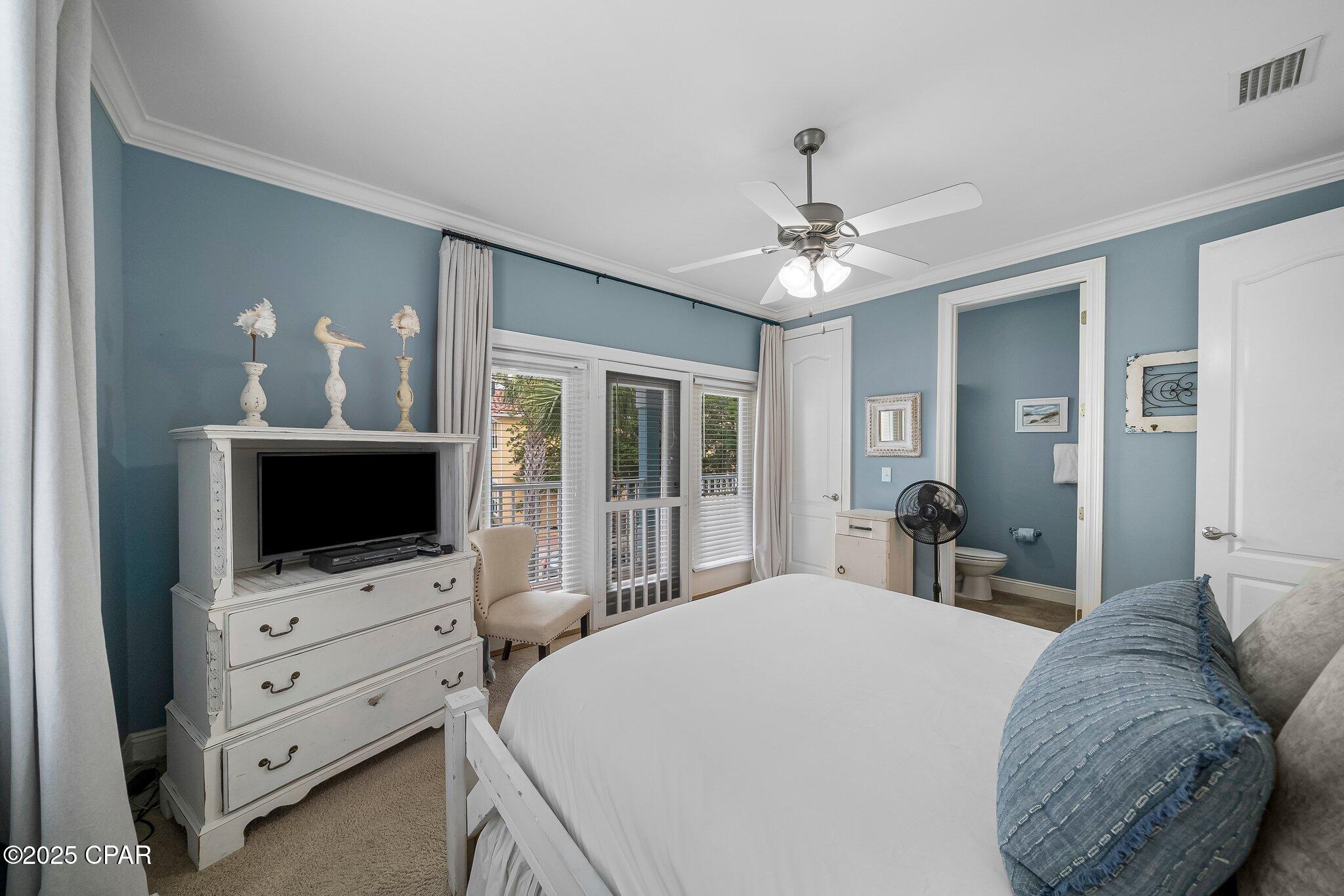 415 La Valencia Circle