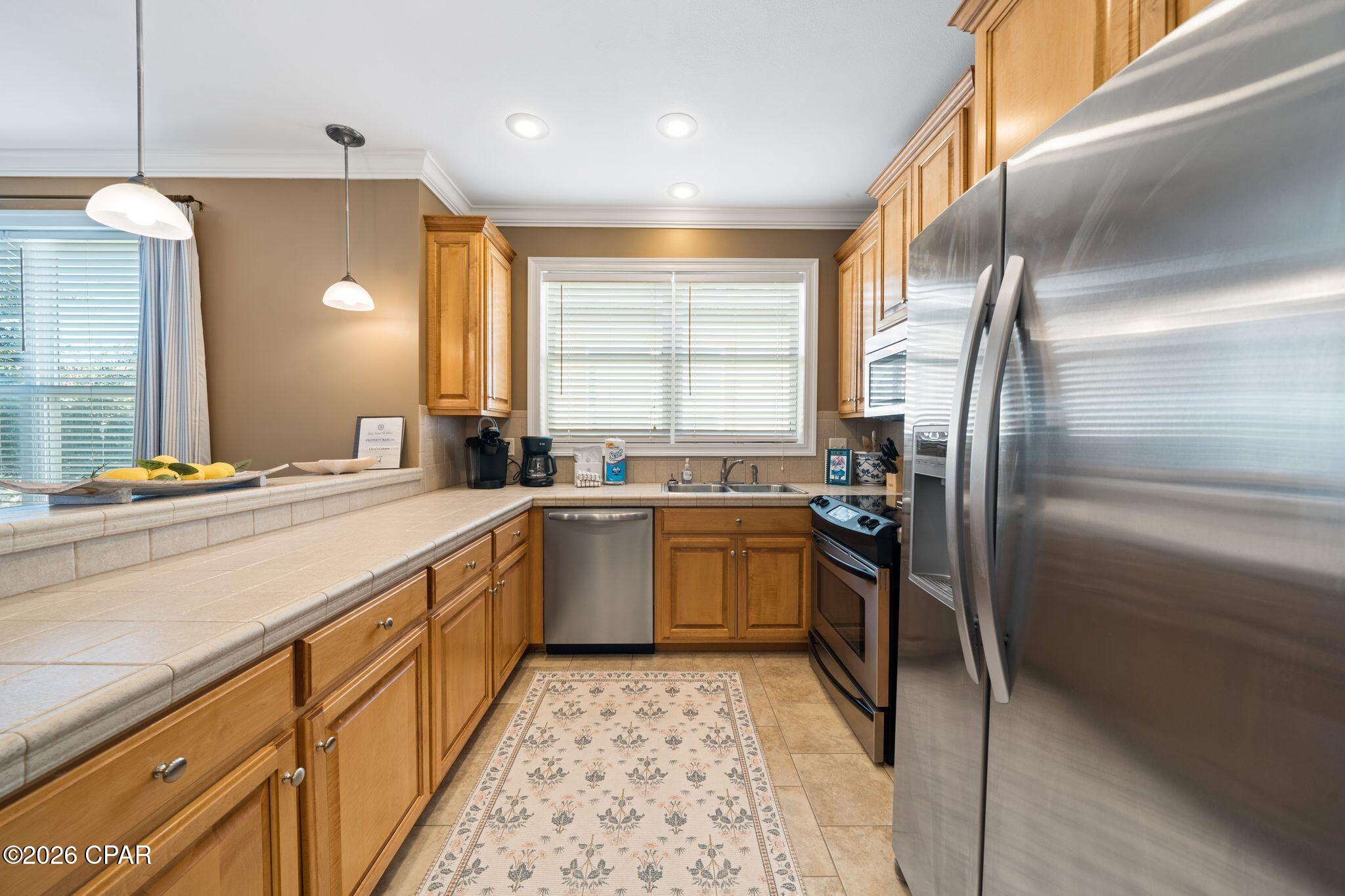 415 La Valencia Circle