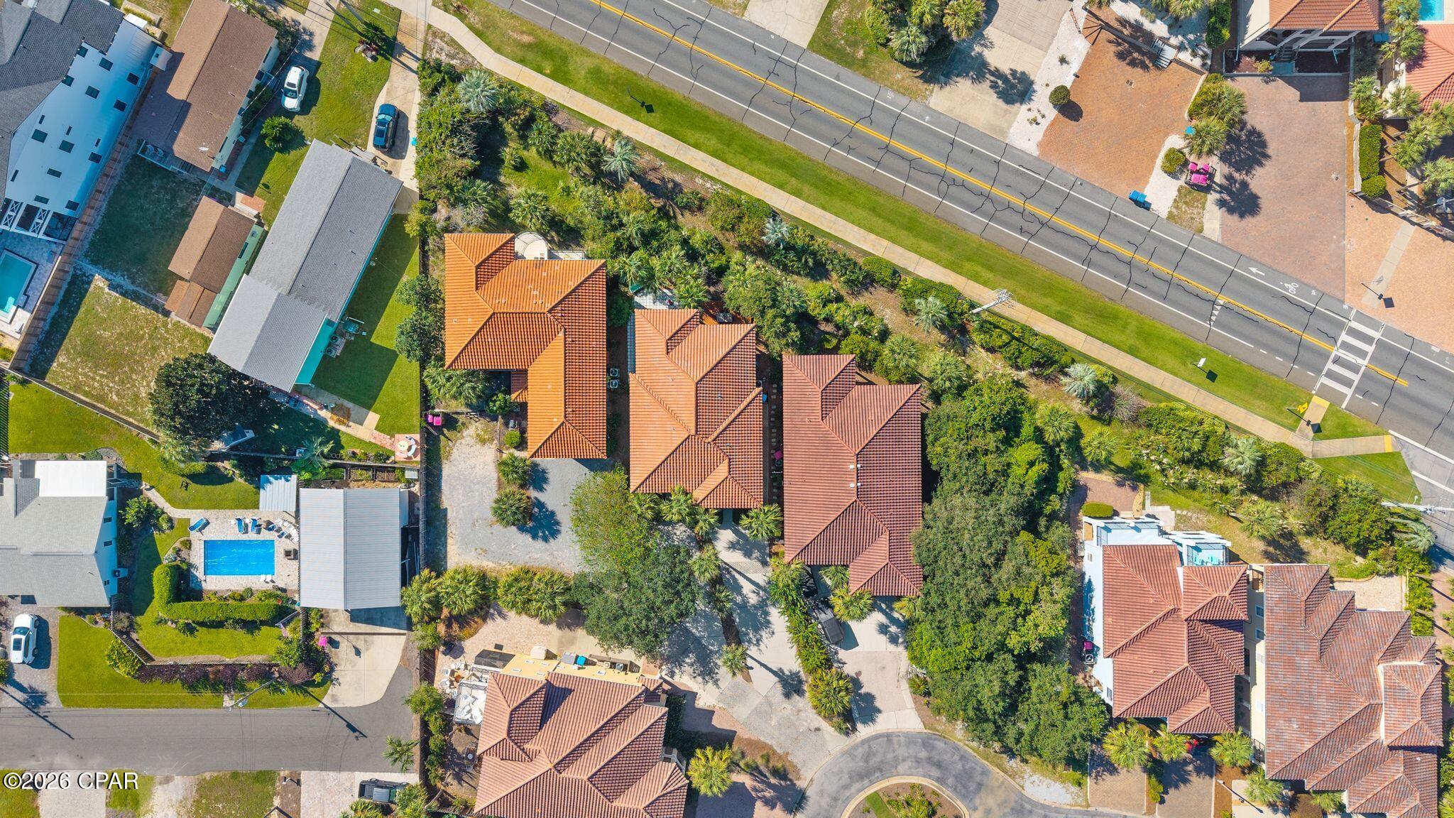 415 La Valencia Circle
