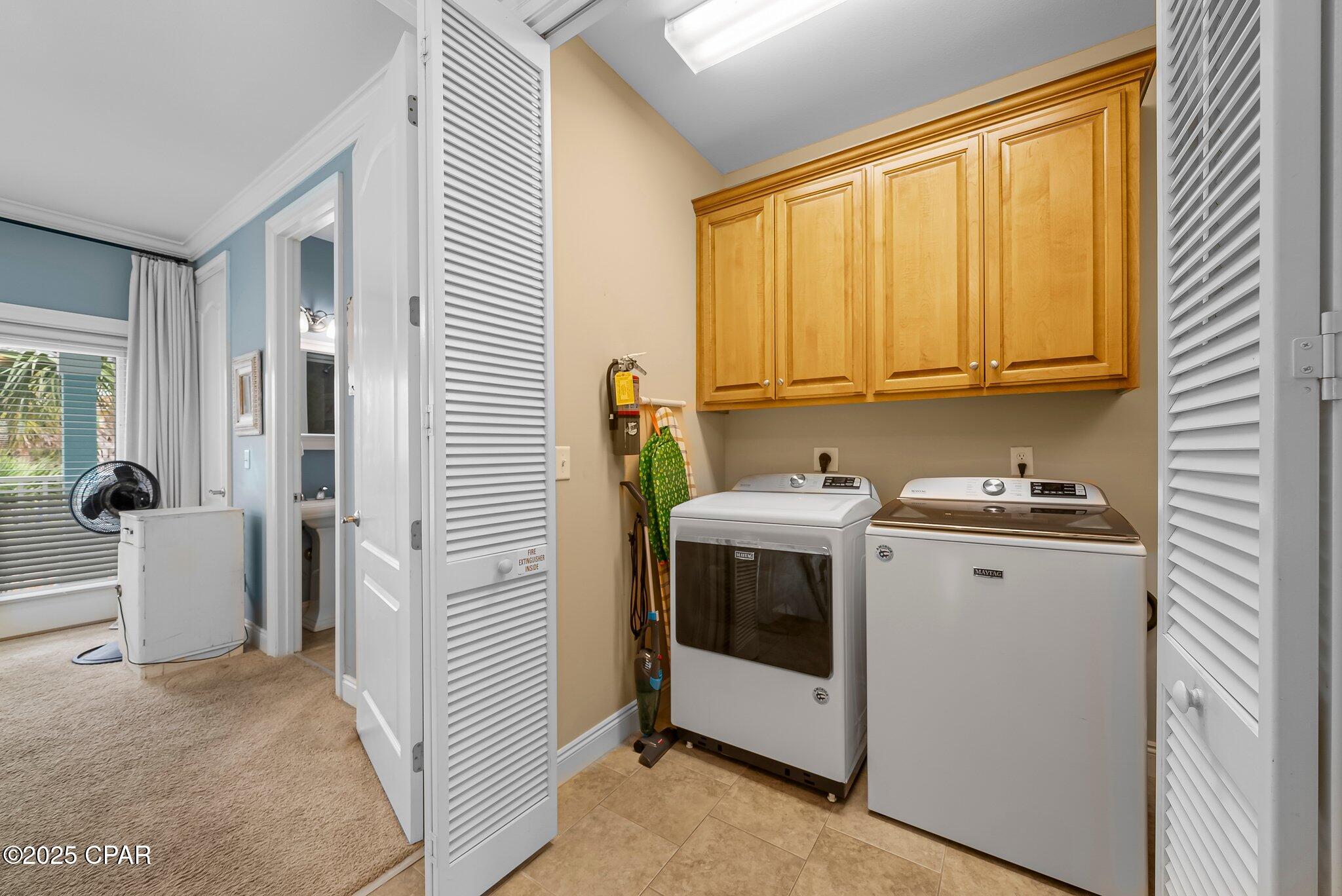 415 La Valencia Circle