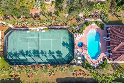 415 La Valencia Circle