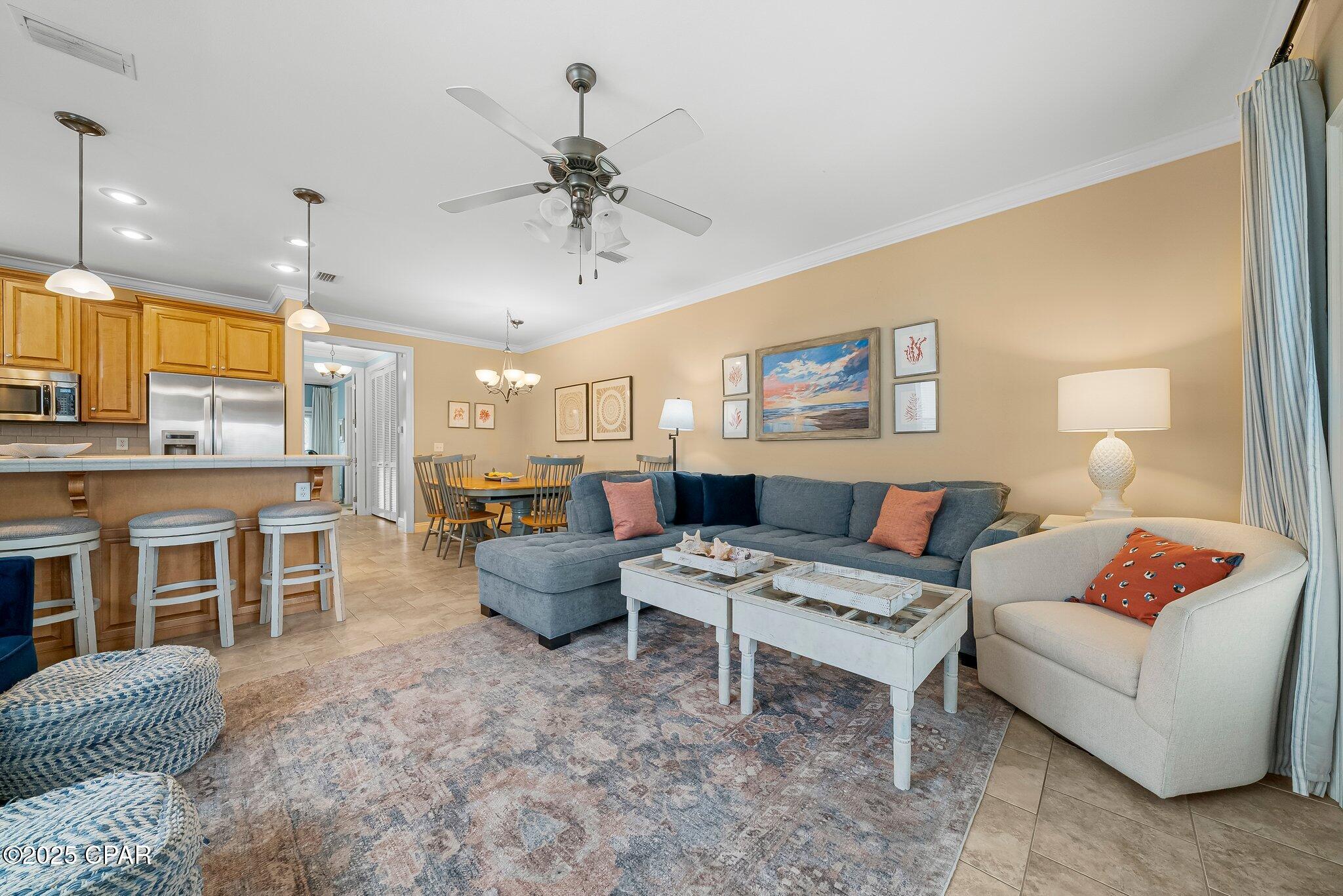 415 La Valencia Circle