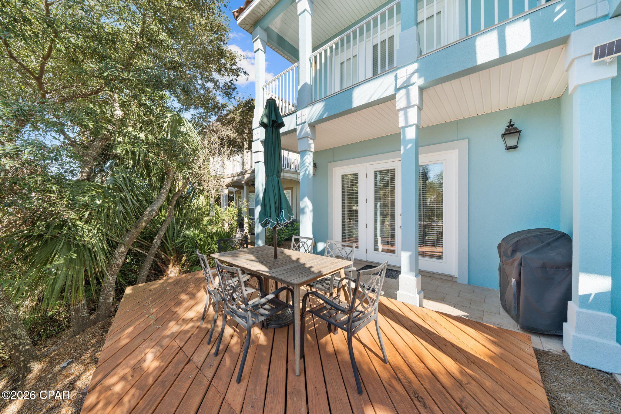 415 La Valencia Circle