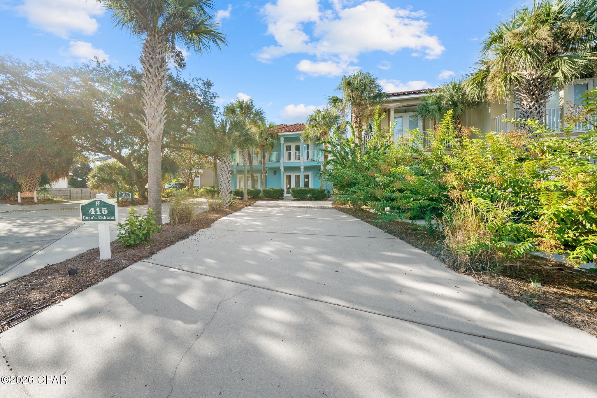 415 La Valencia Circle