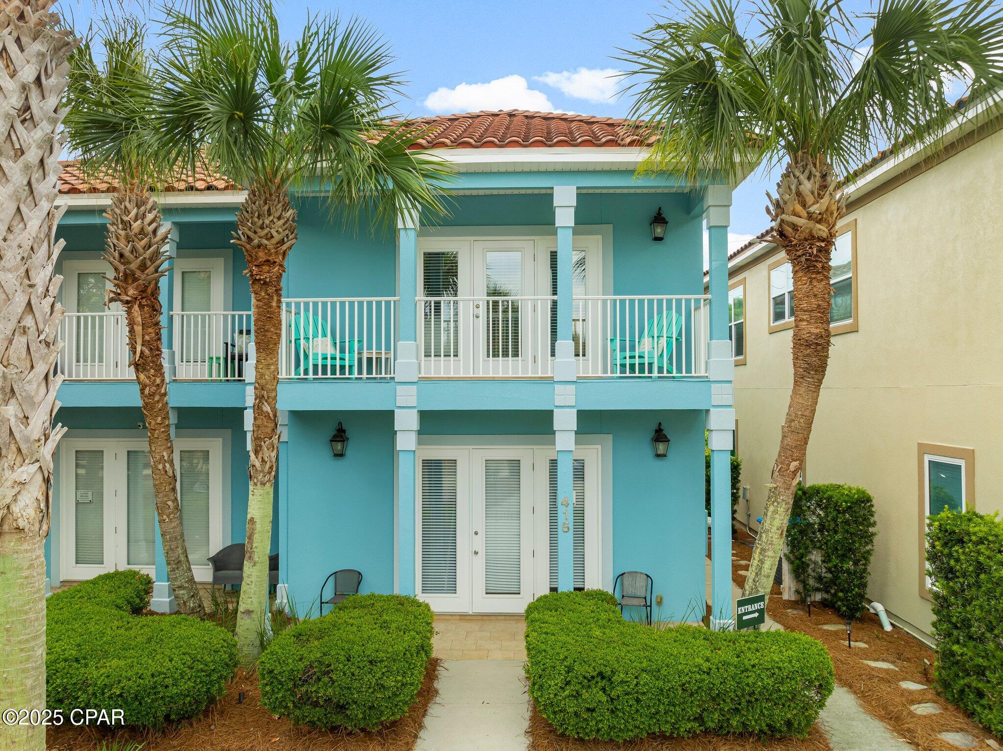 415 La Valencia Circle