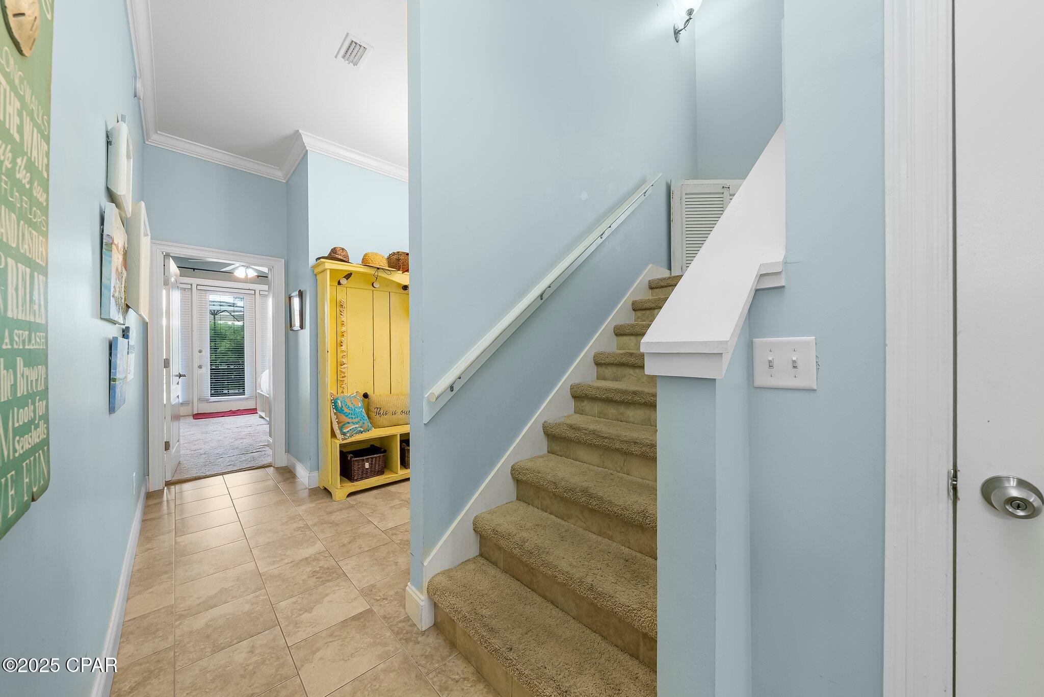 415 La Valencia Circle
