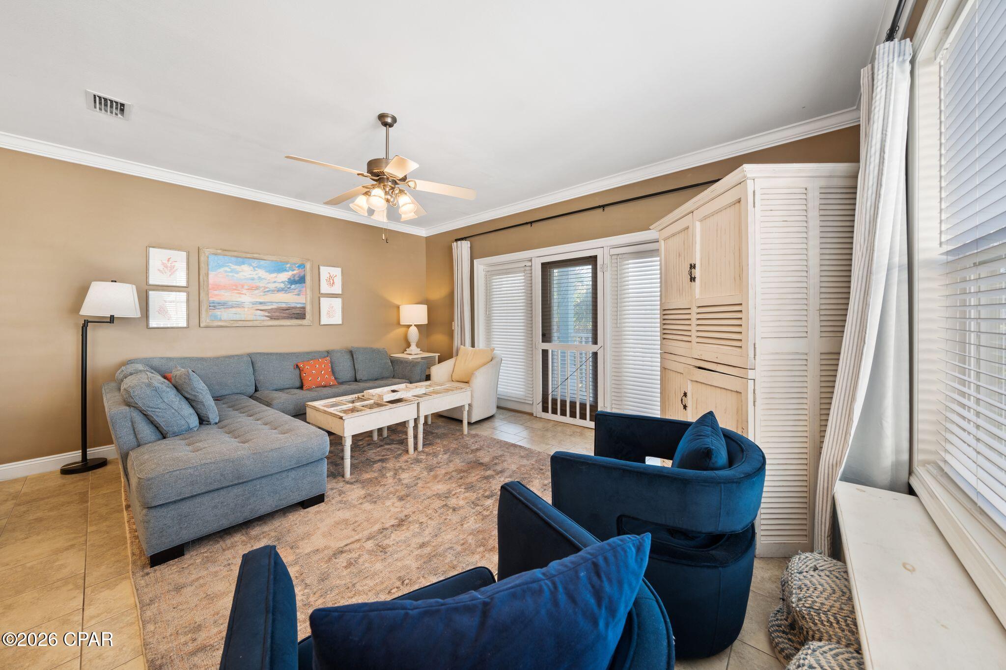 415 La Valencia Circle