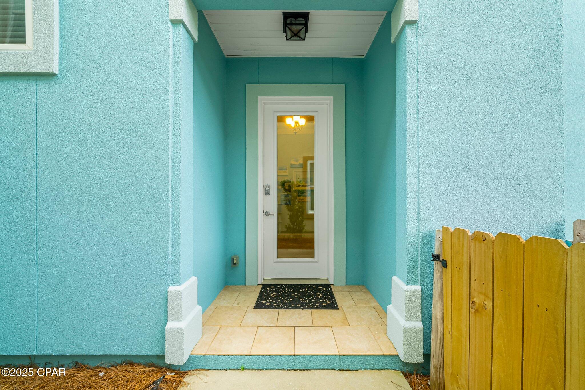 415 La Valencia Circle