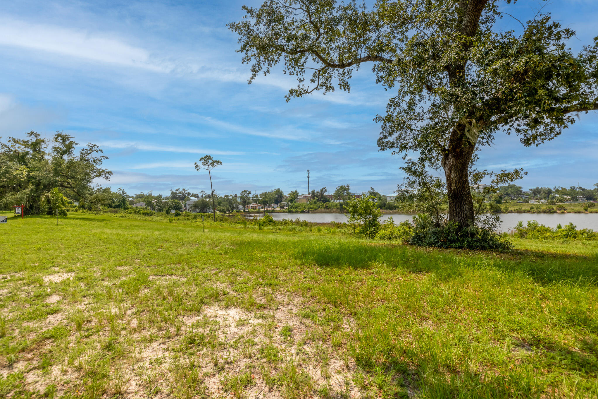 1106 Cove Pointe Drive