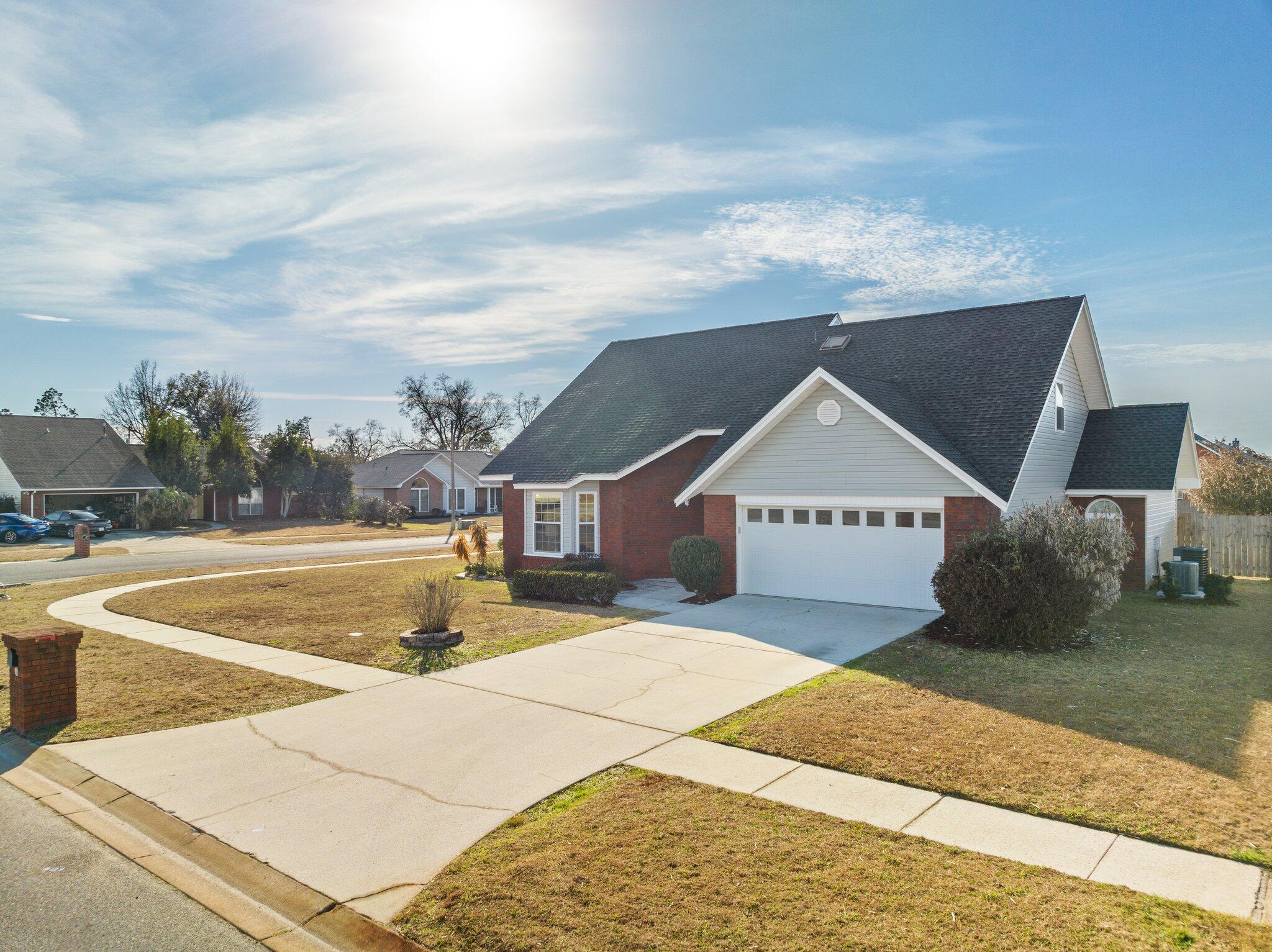 4001 Leeann Circle