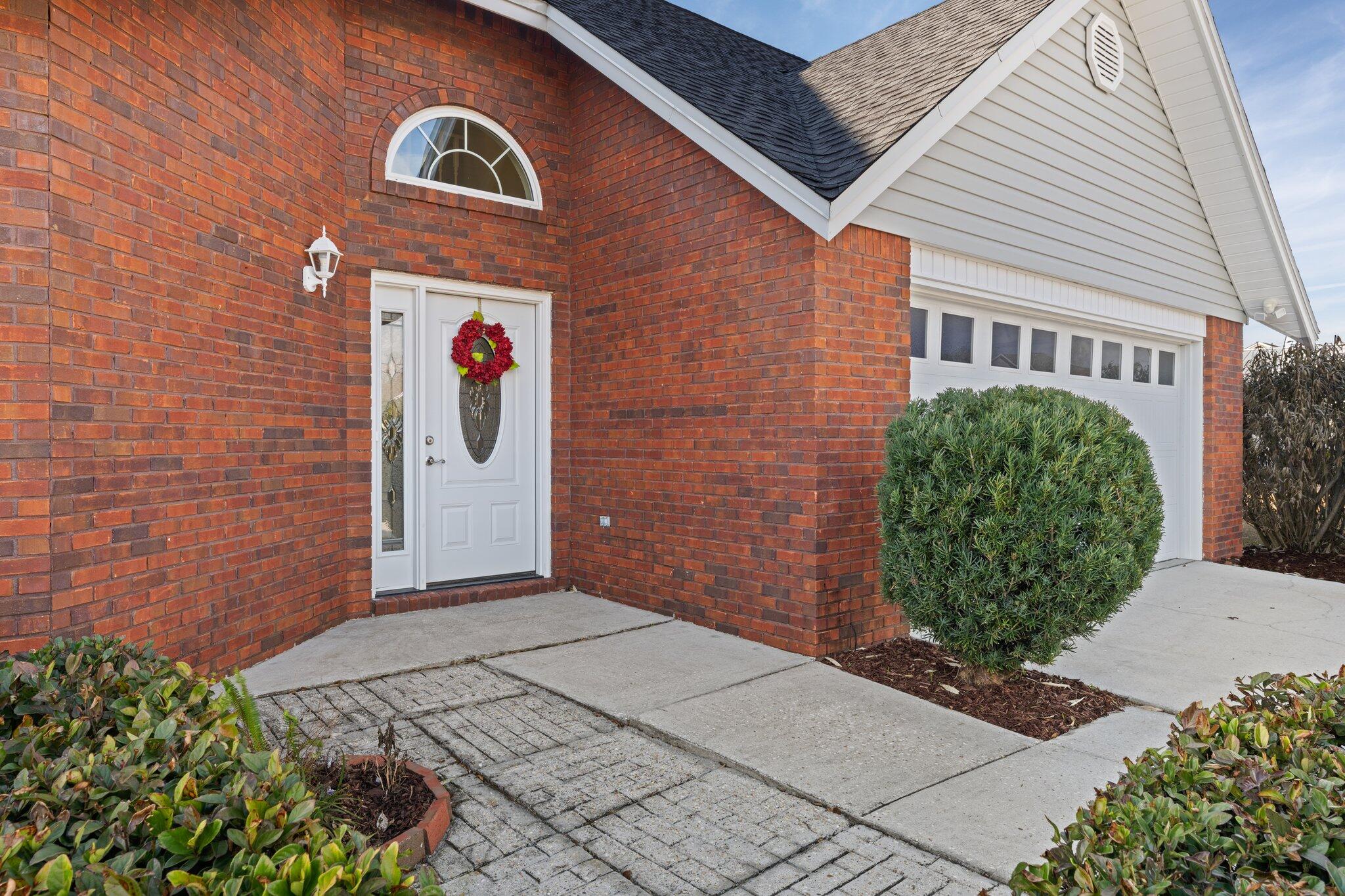 4001 Leeann Circle