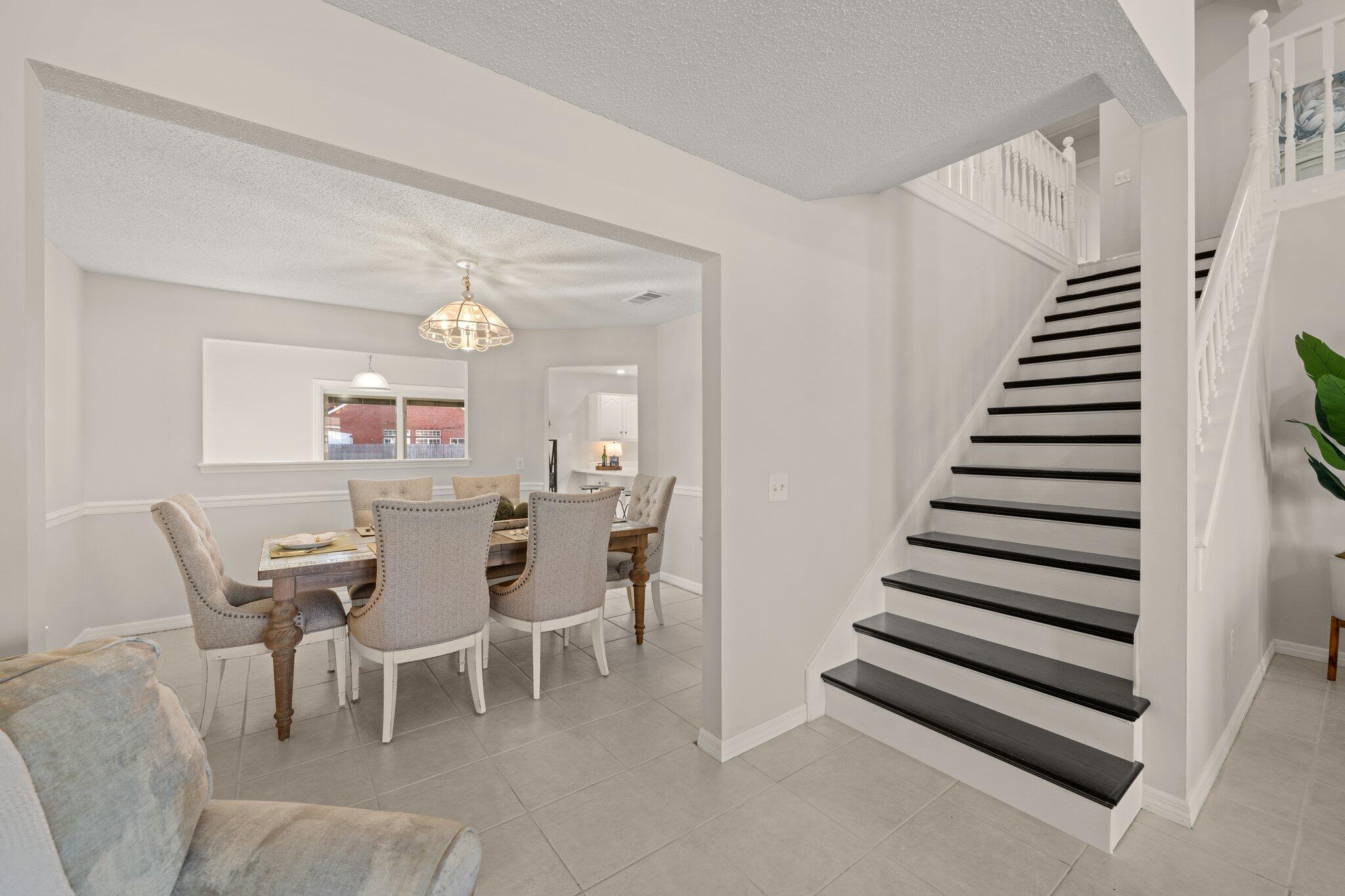 4001 Leeann Circle