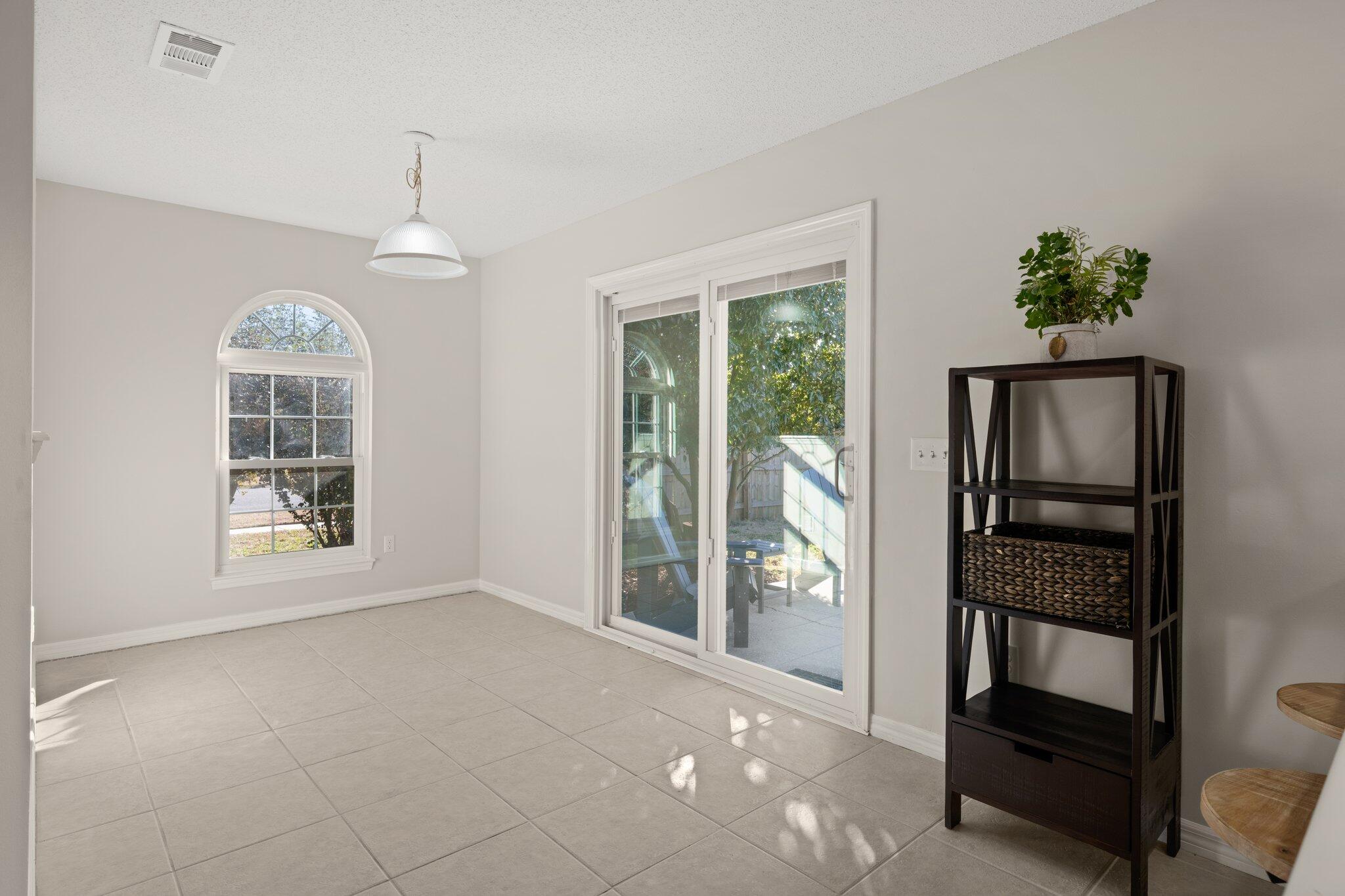 4001 Leeann Circle