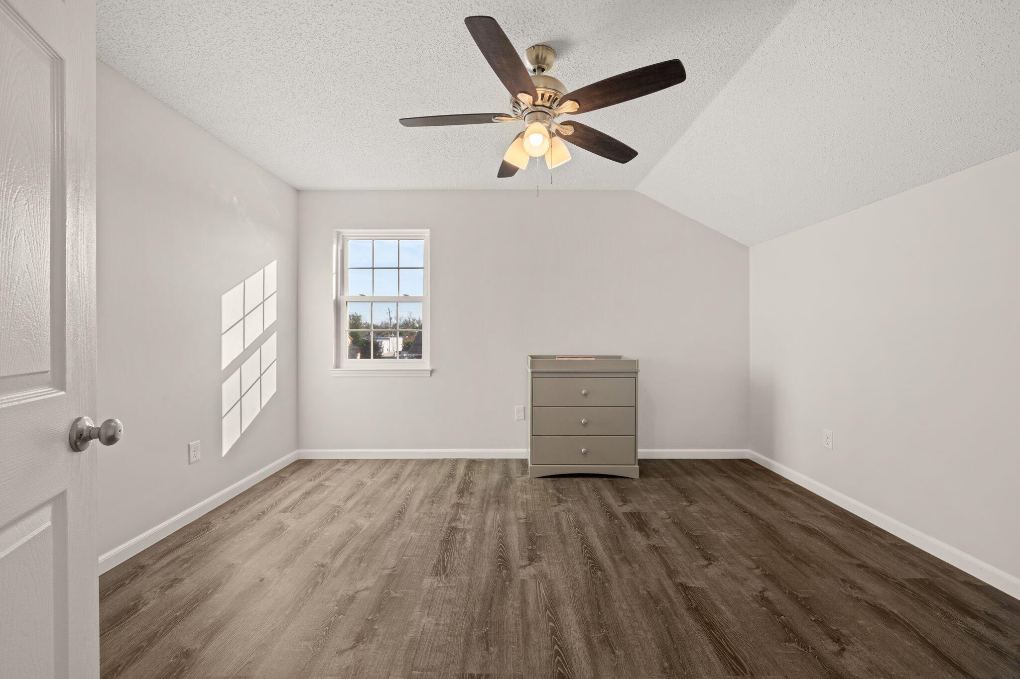 4001 Leeann Circle