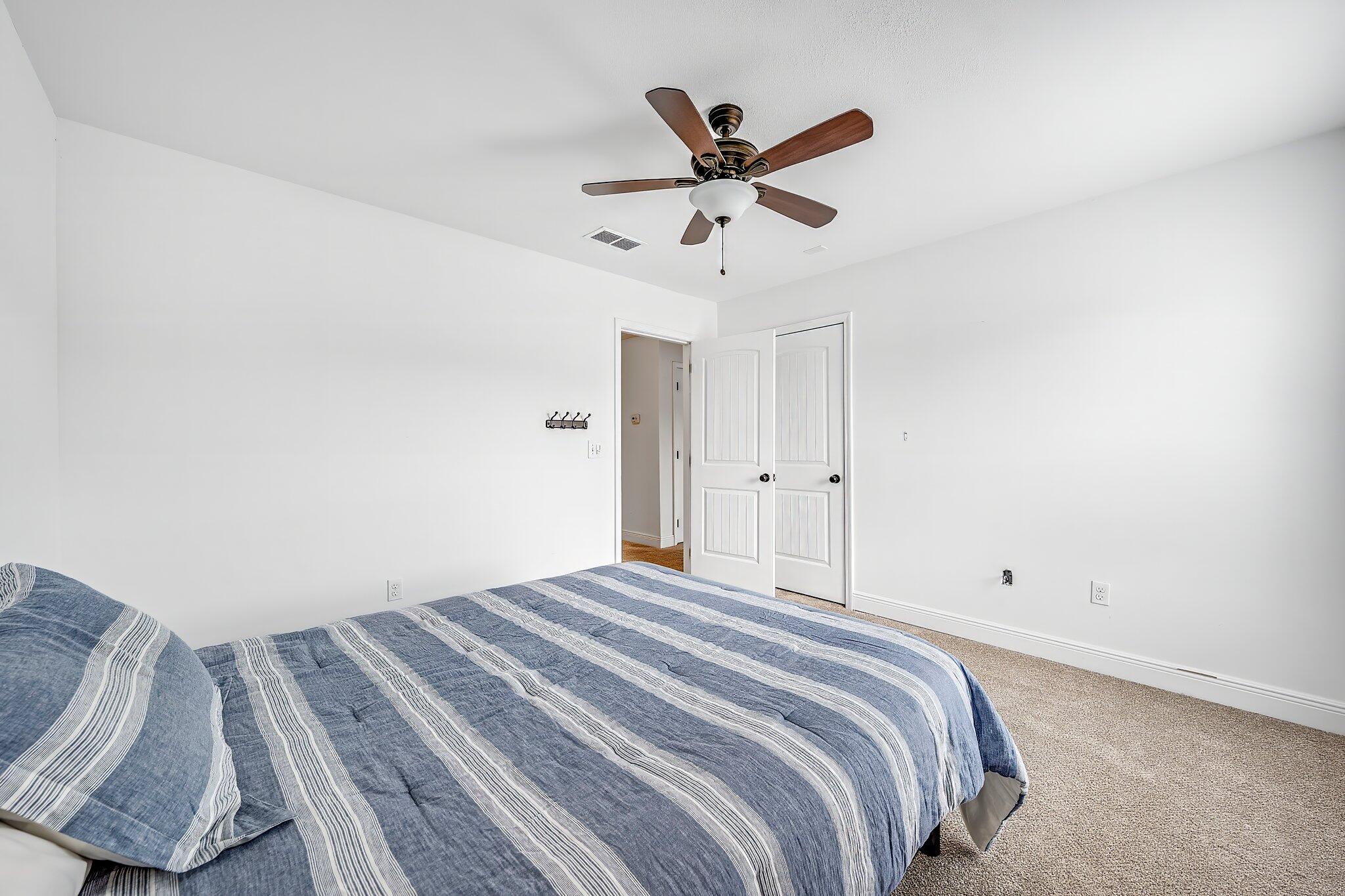 4737 Bigleaf Lane