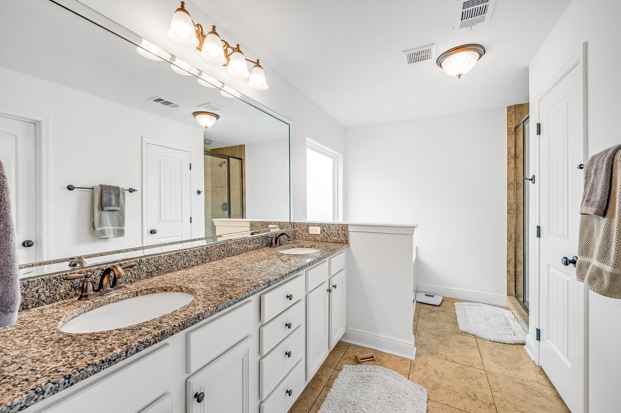 4737 Bigleaf Lane