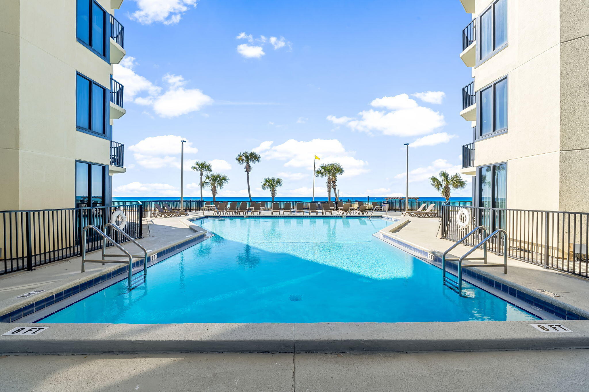 9850 S Thomas Drive, UNIT 404E
