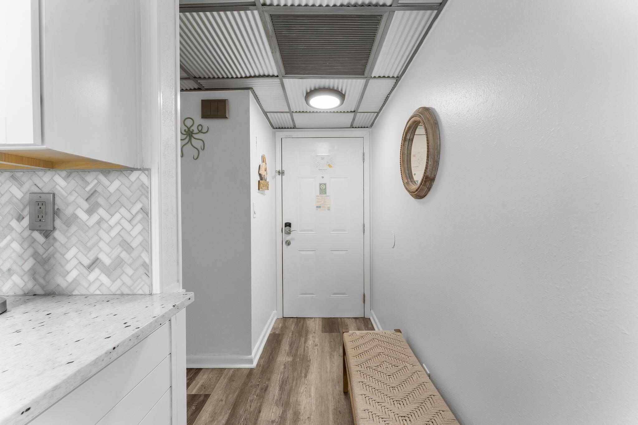 9850 S Thomas Drive, UNIT 404E