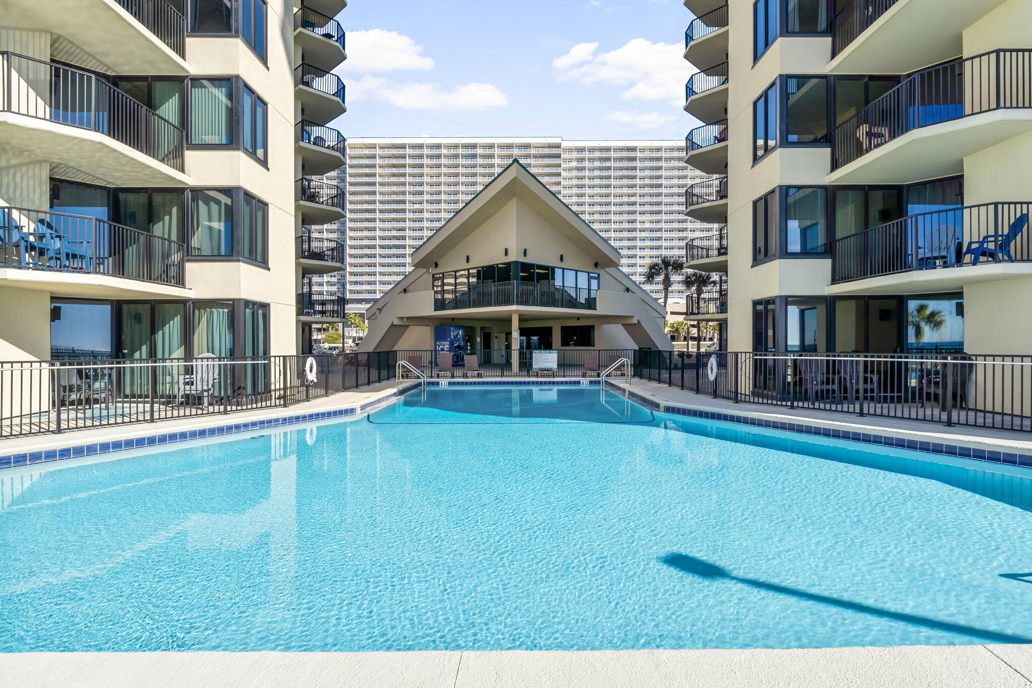 9850 S Thomas Drive, UNIT 404E