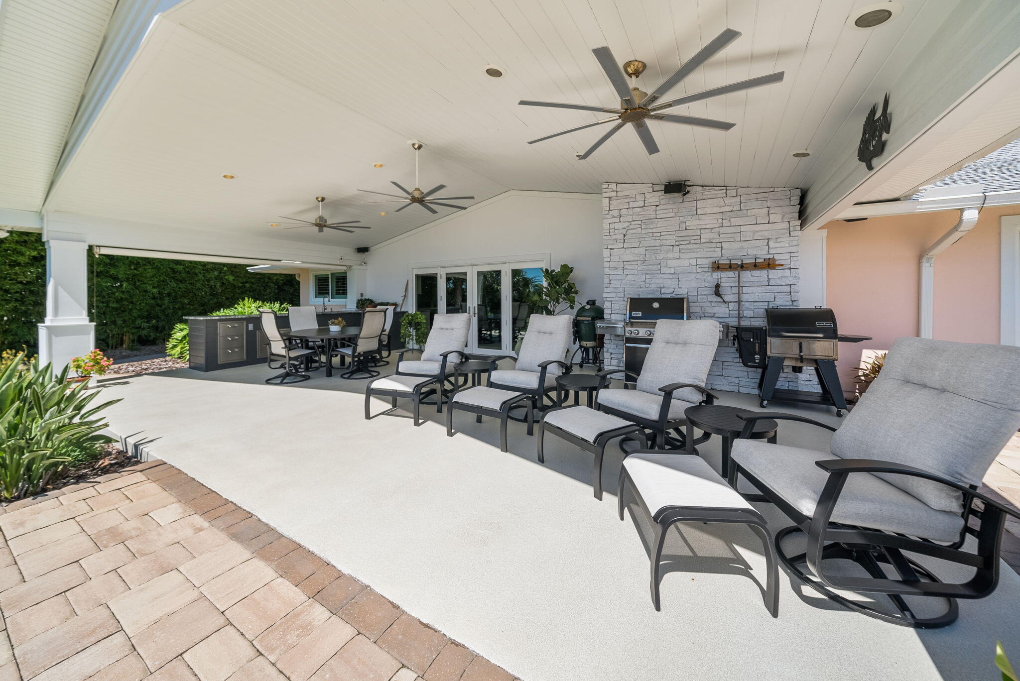 3045 W 30Th Court