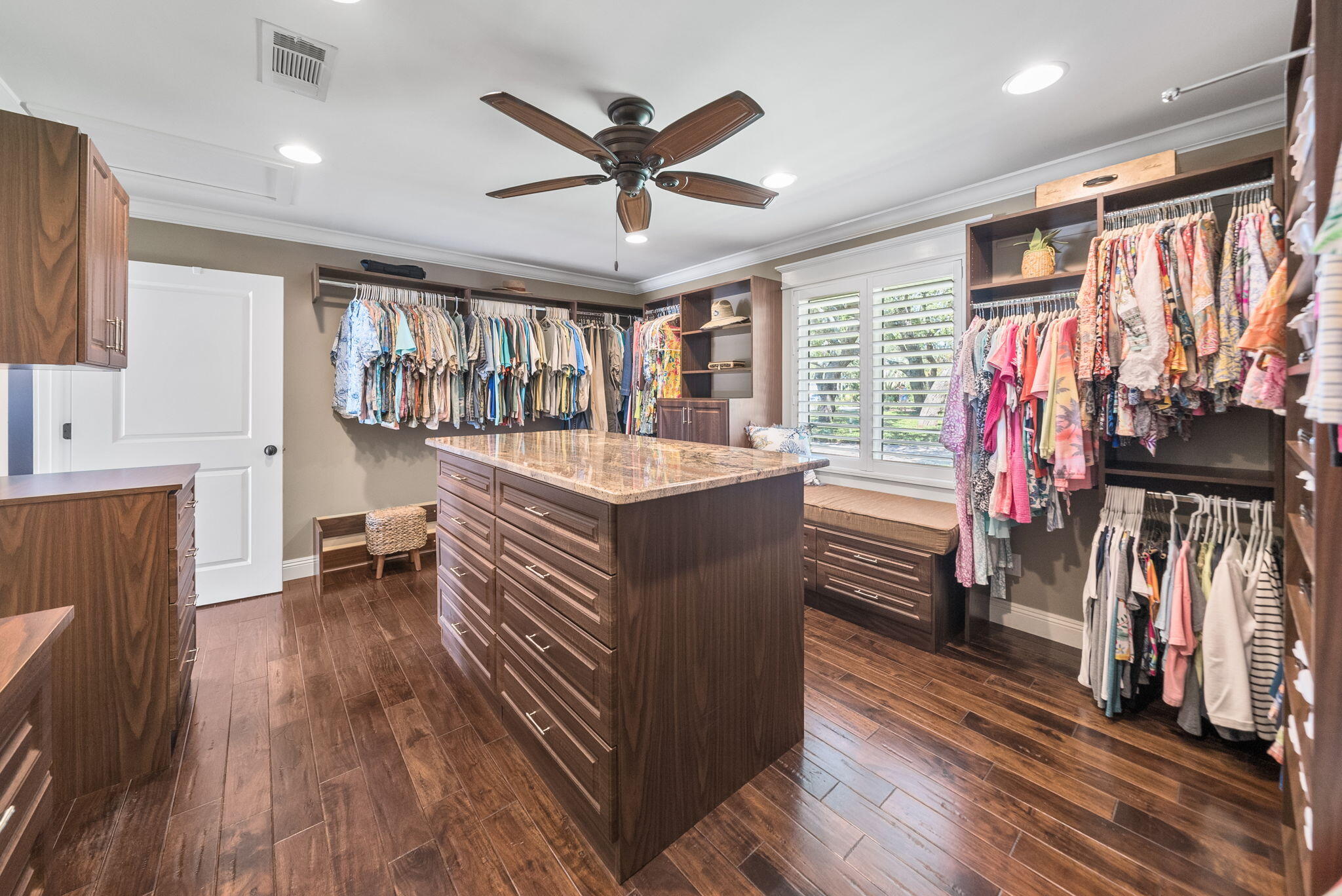 3045 W 30Th Court