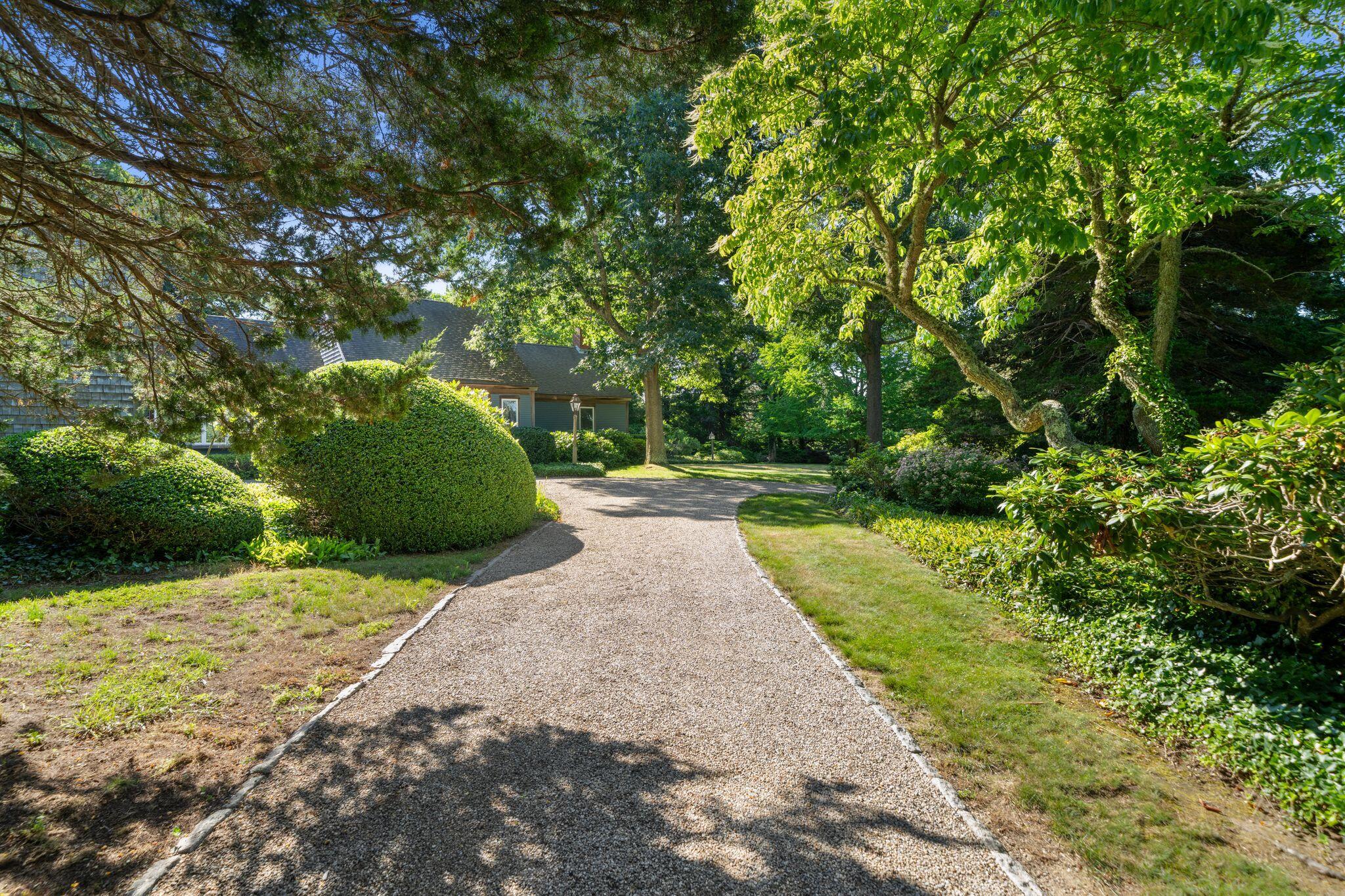 15 Hayward Lane