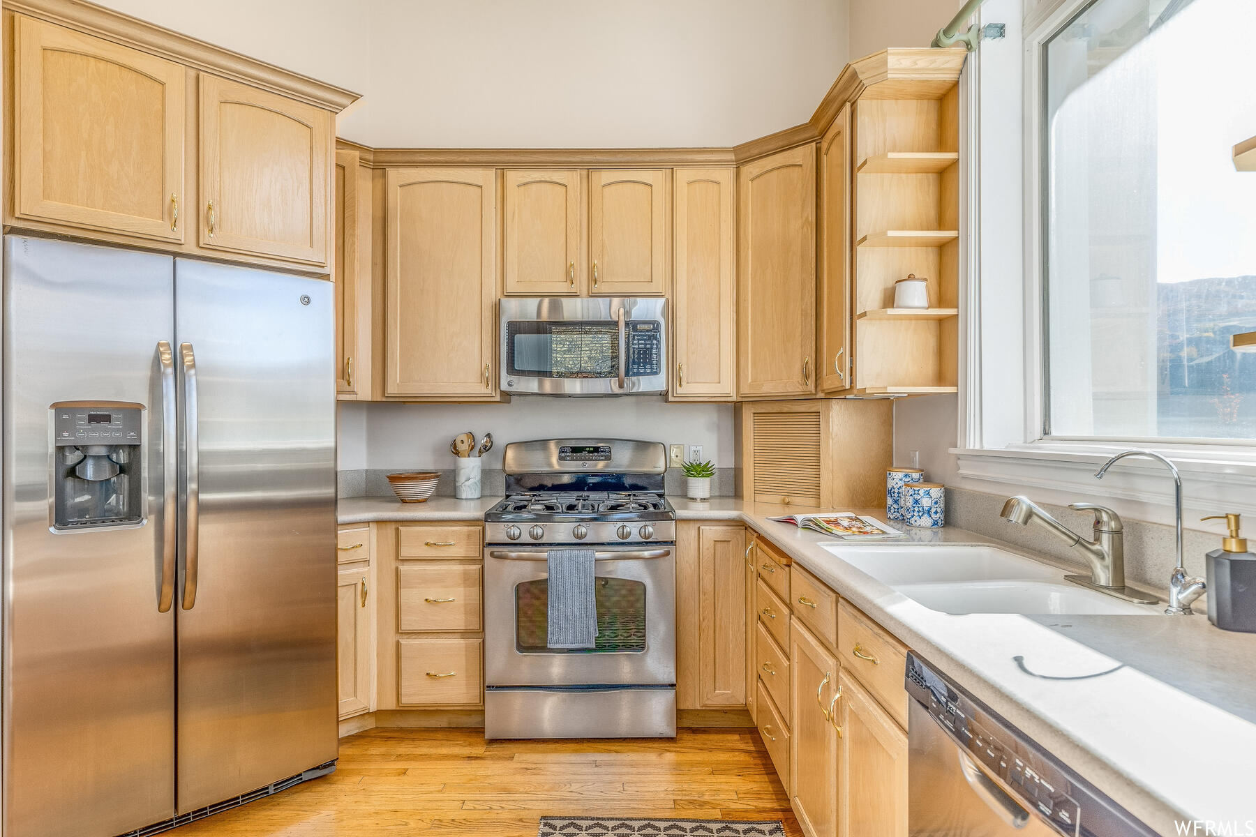 282 EAGLE WAY