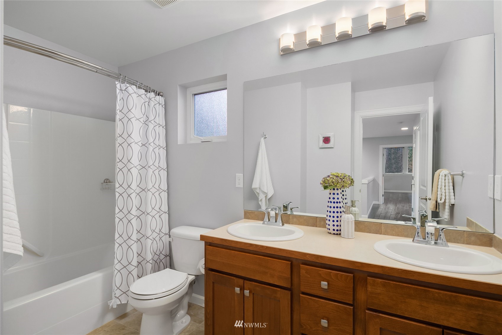 23218 SE 34th Place
