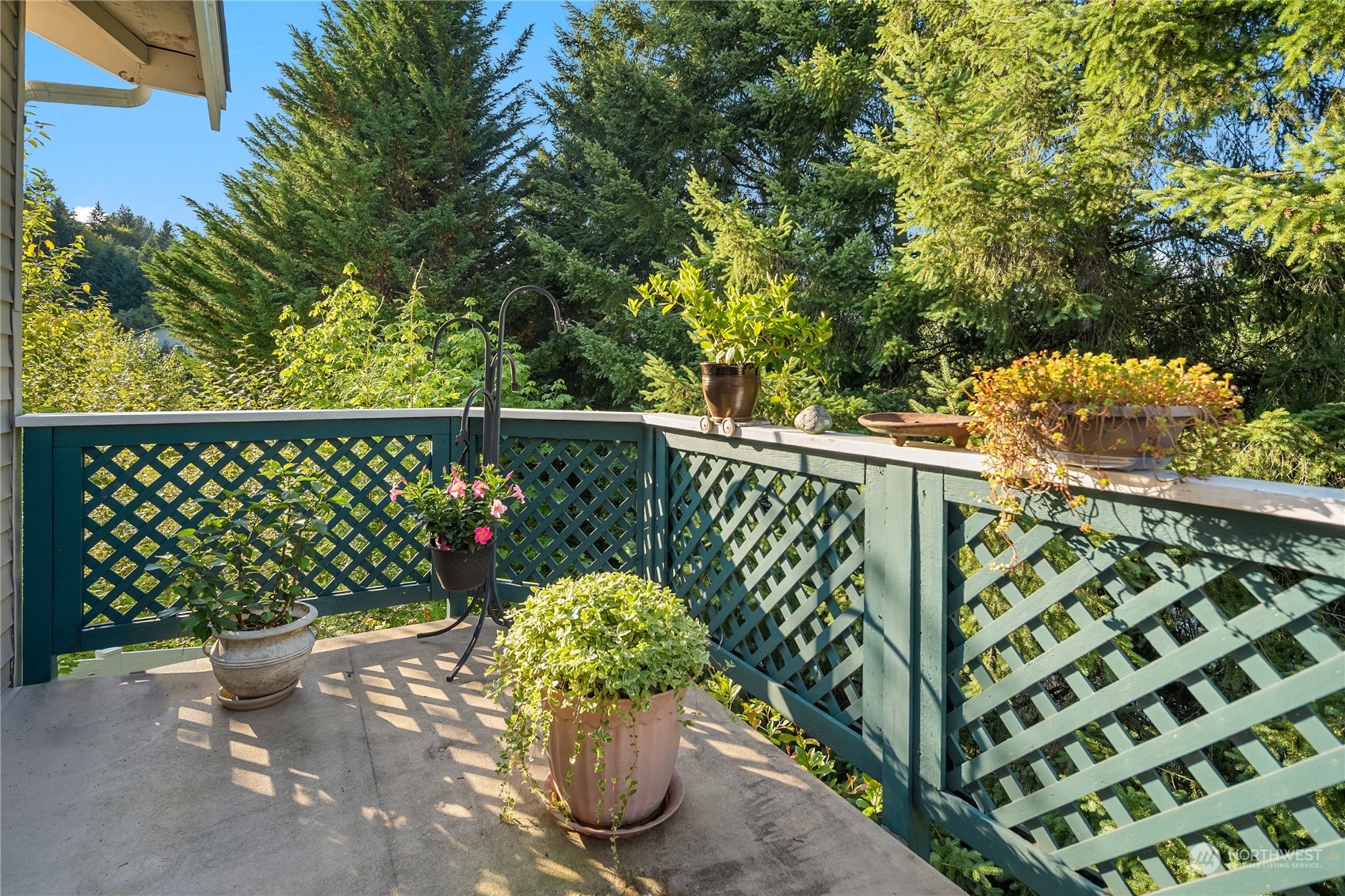 2120 NW Pacific Elm Drive Unit: 2120