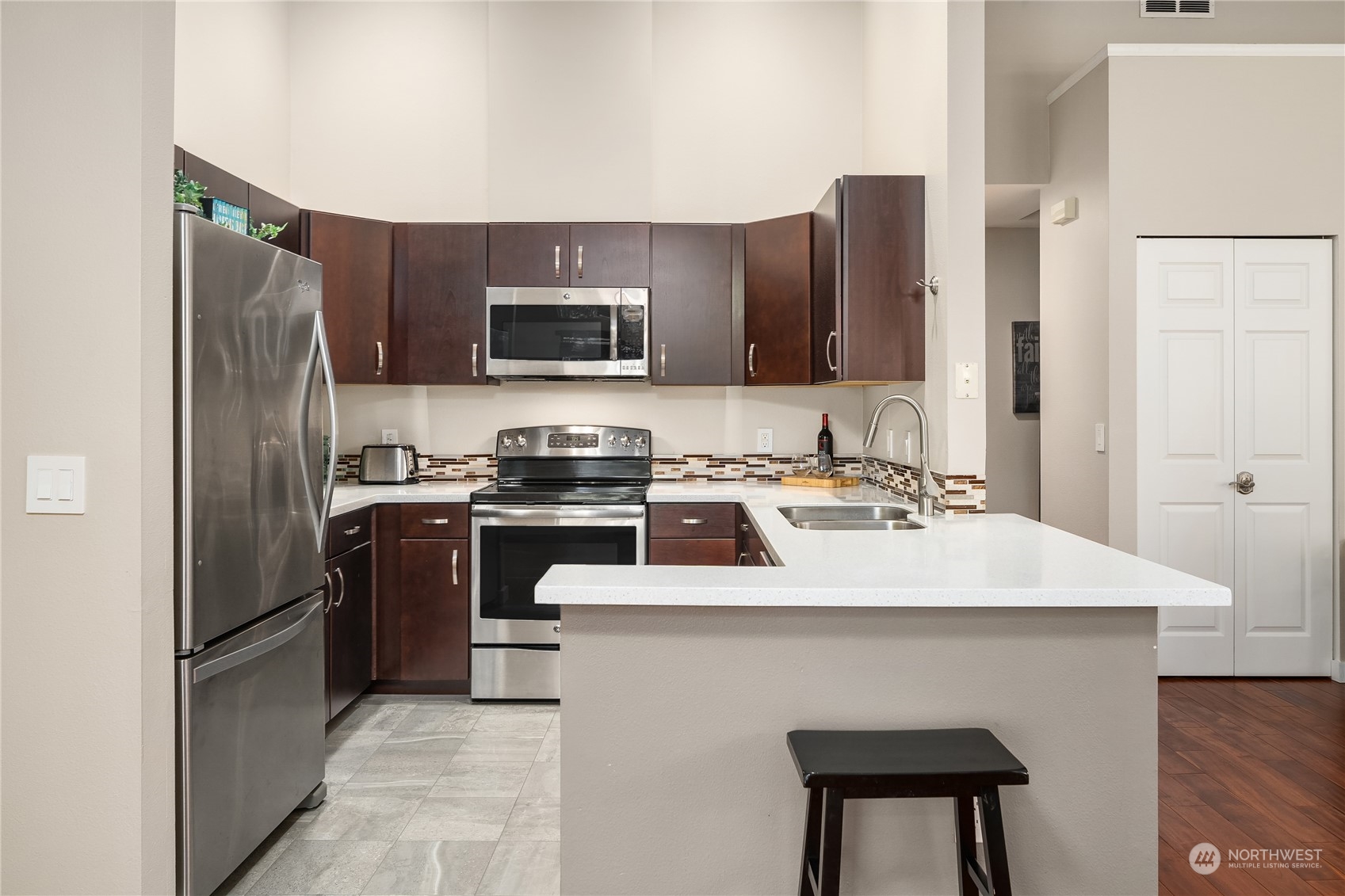 2120 NW Pacific Elm Drive Unit: 2120