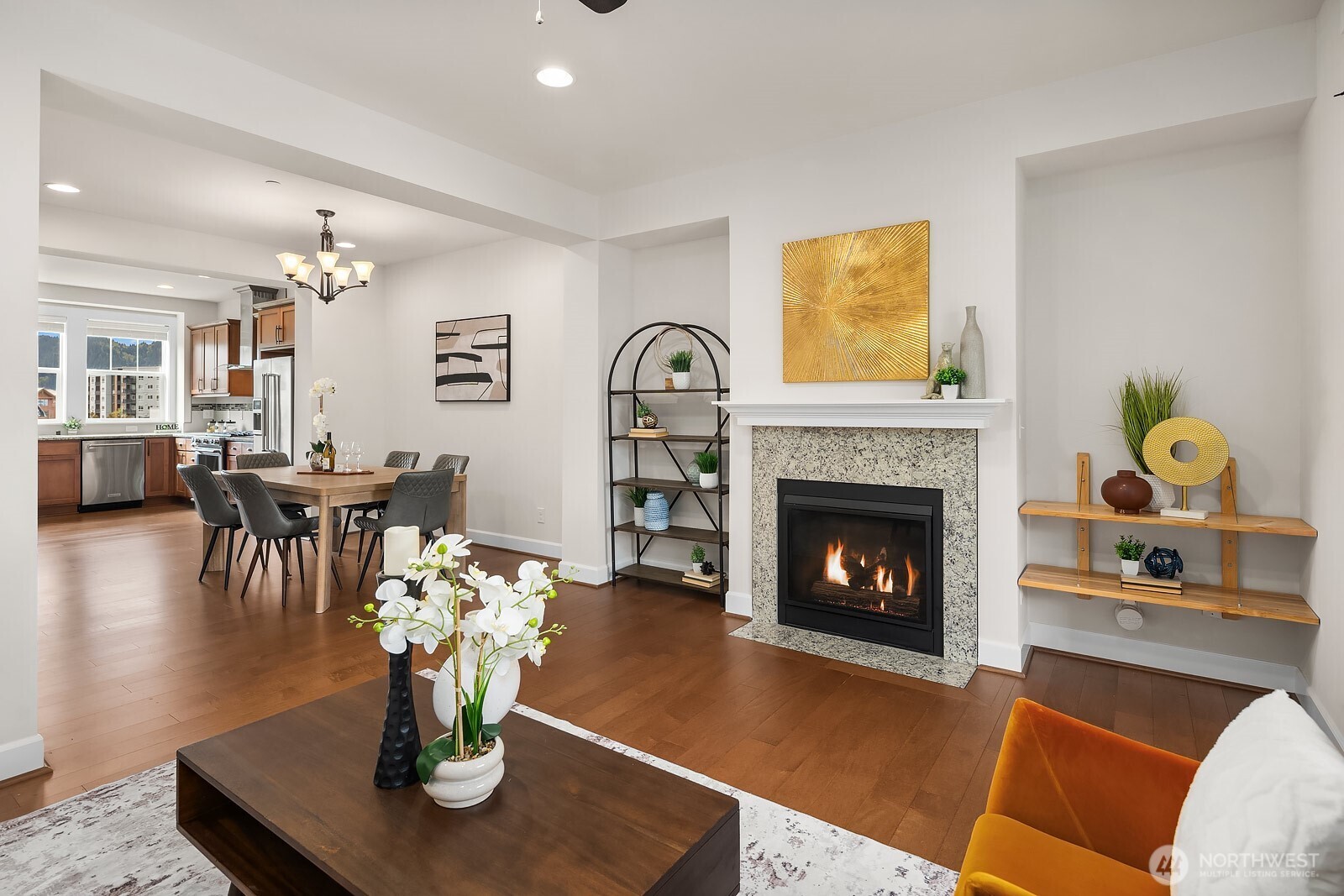 1330 Williamsburg Walk NE