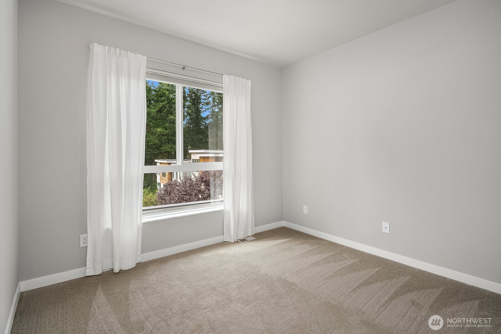 8015 NE 116th Place