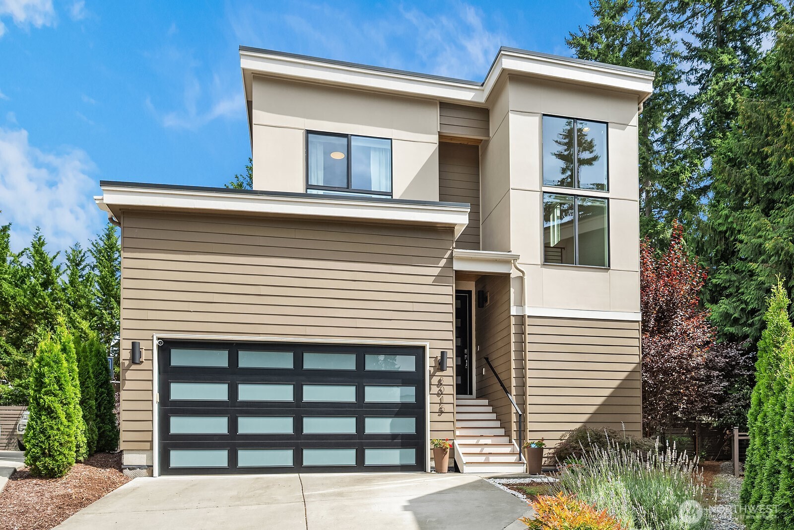8015 NE 116th Place