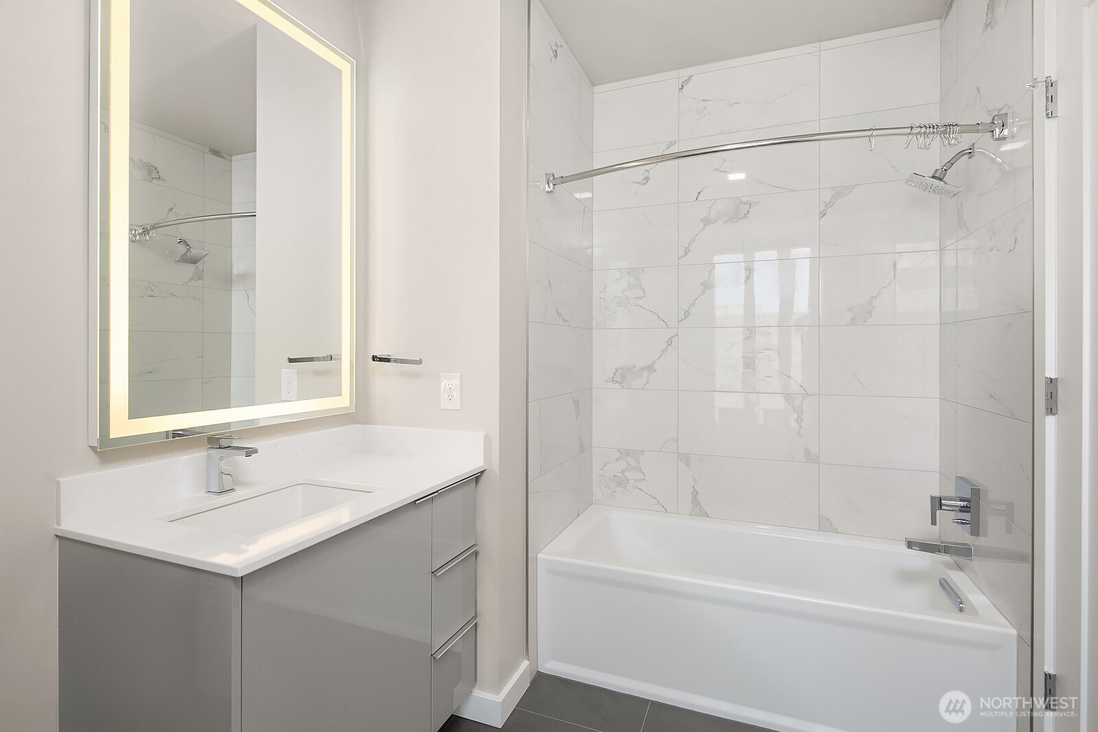 450 S Main Street Unit: 611
