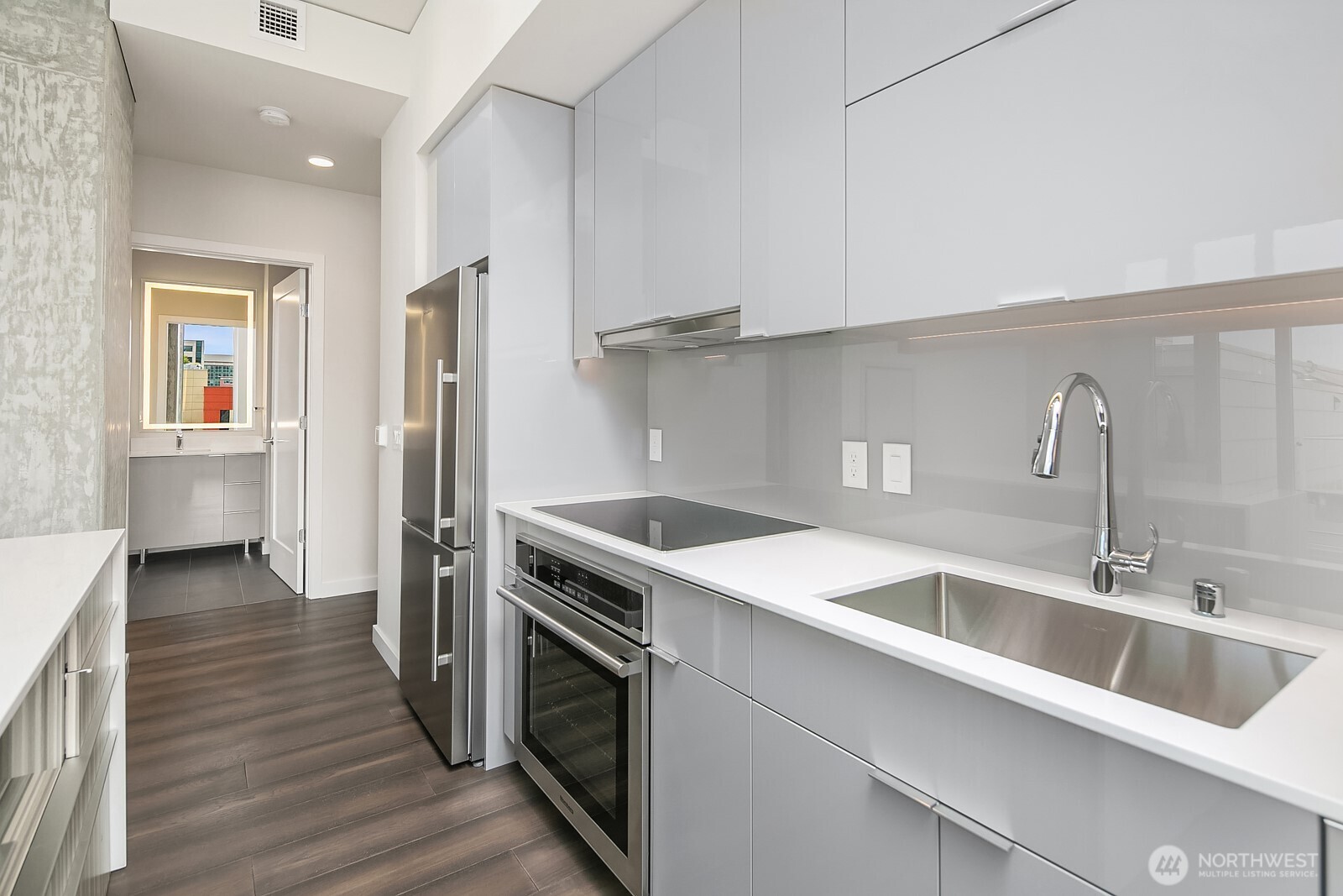450 S Main Street Unit: 611