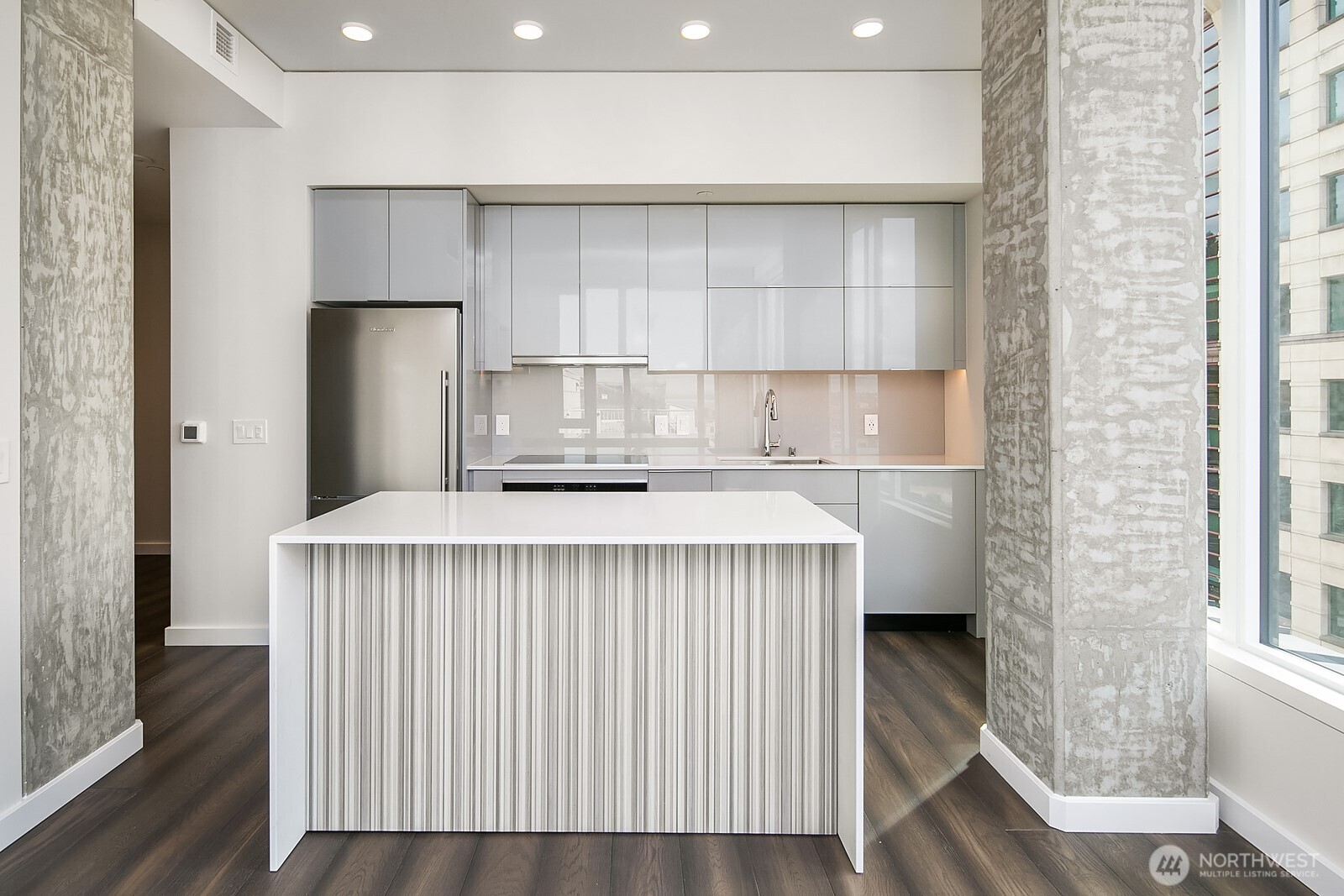 450 S Main Street Unit: 611