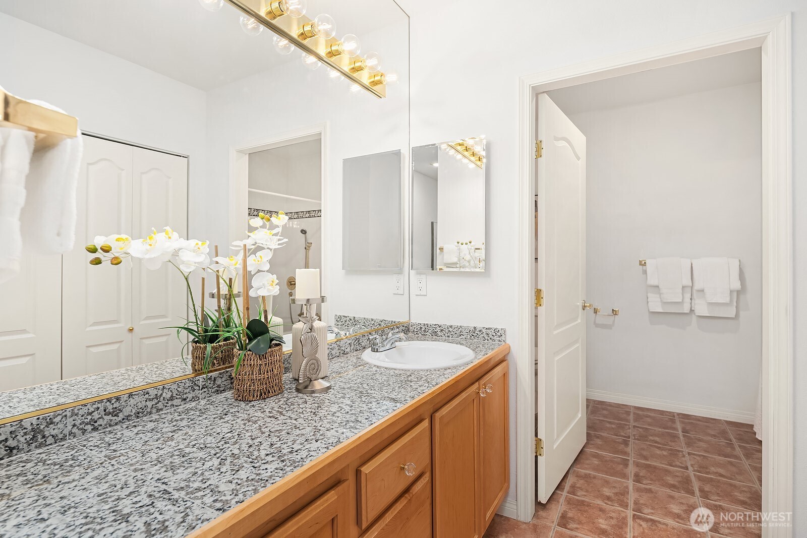 12439 NE Totem Lake Way Unit: 106