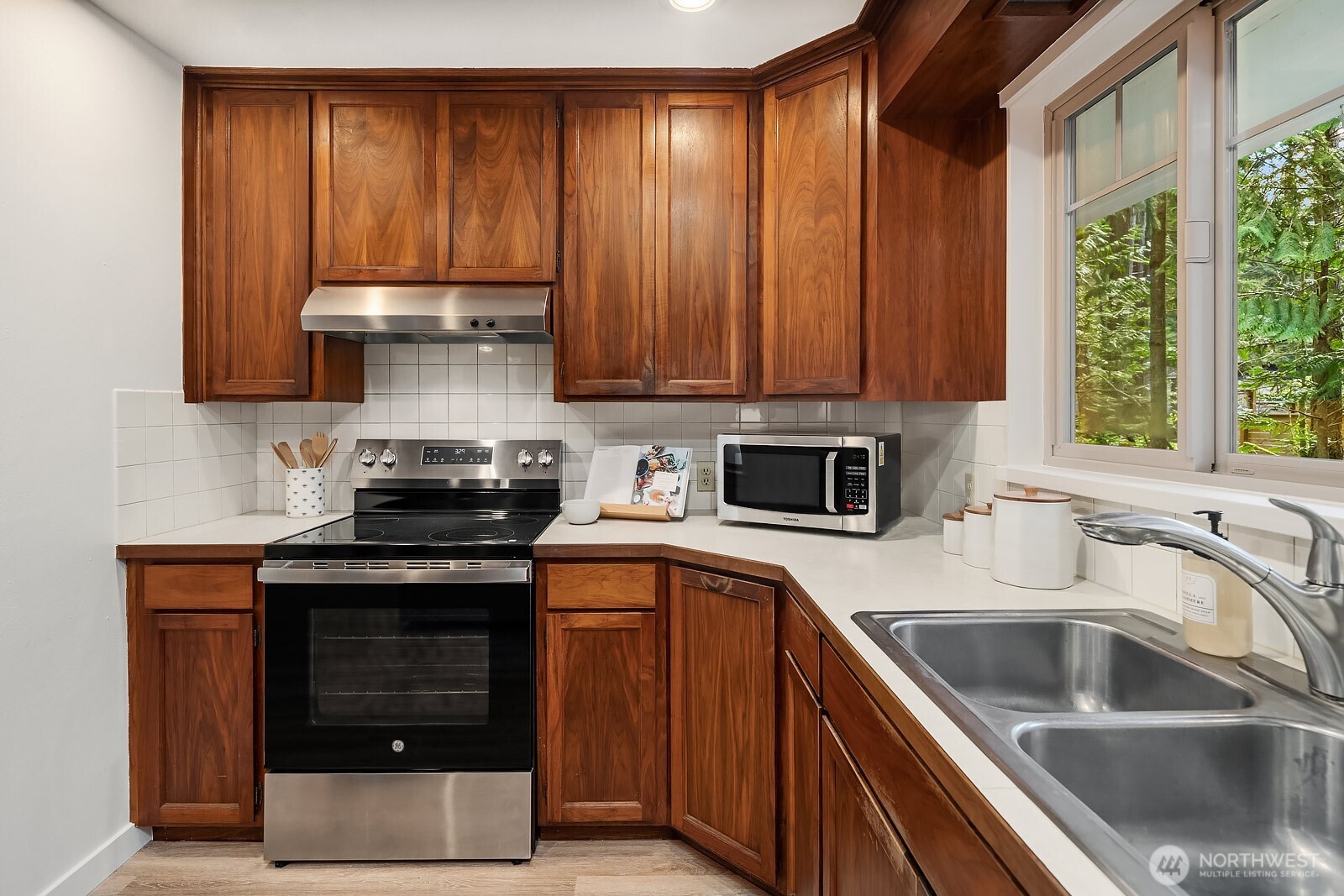 3057 241st Avenue SE