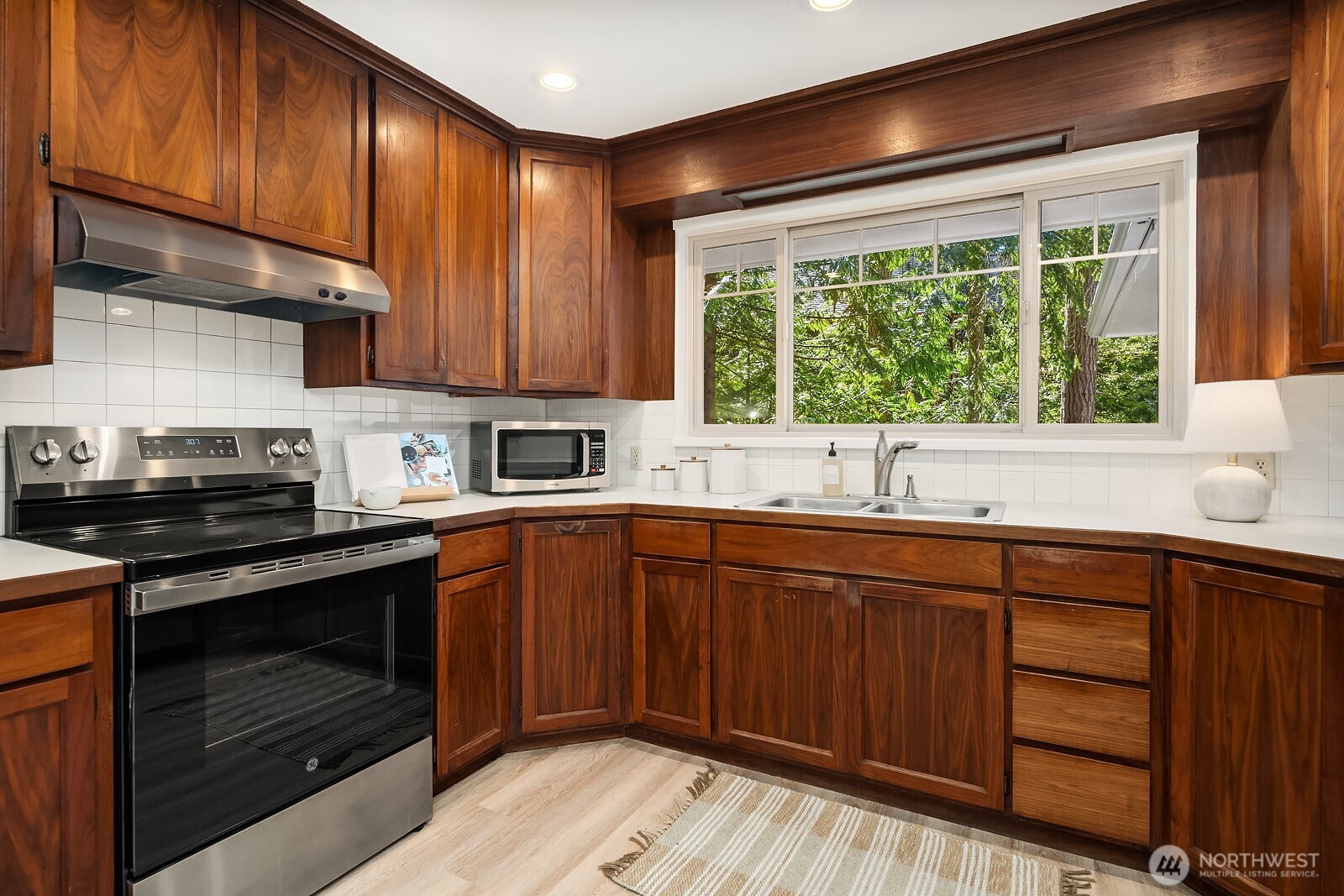 3057 241st Avenue SE