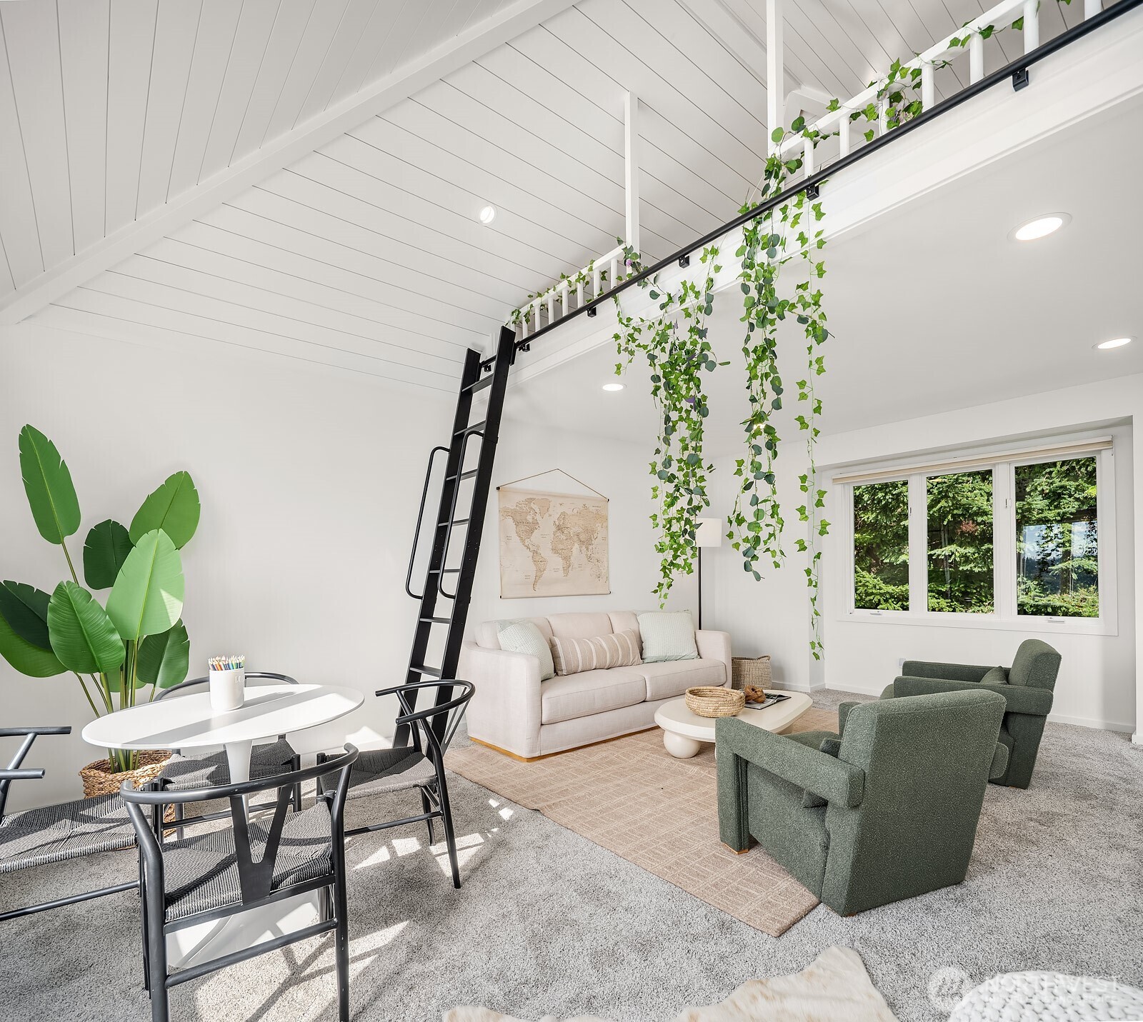 1540 204th Avenue NE