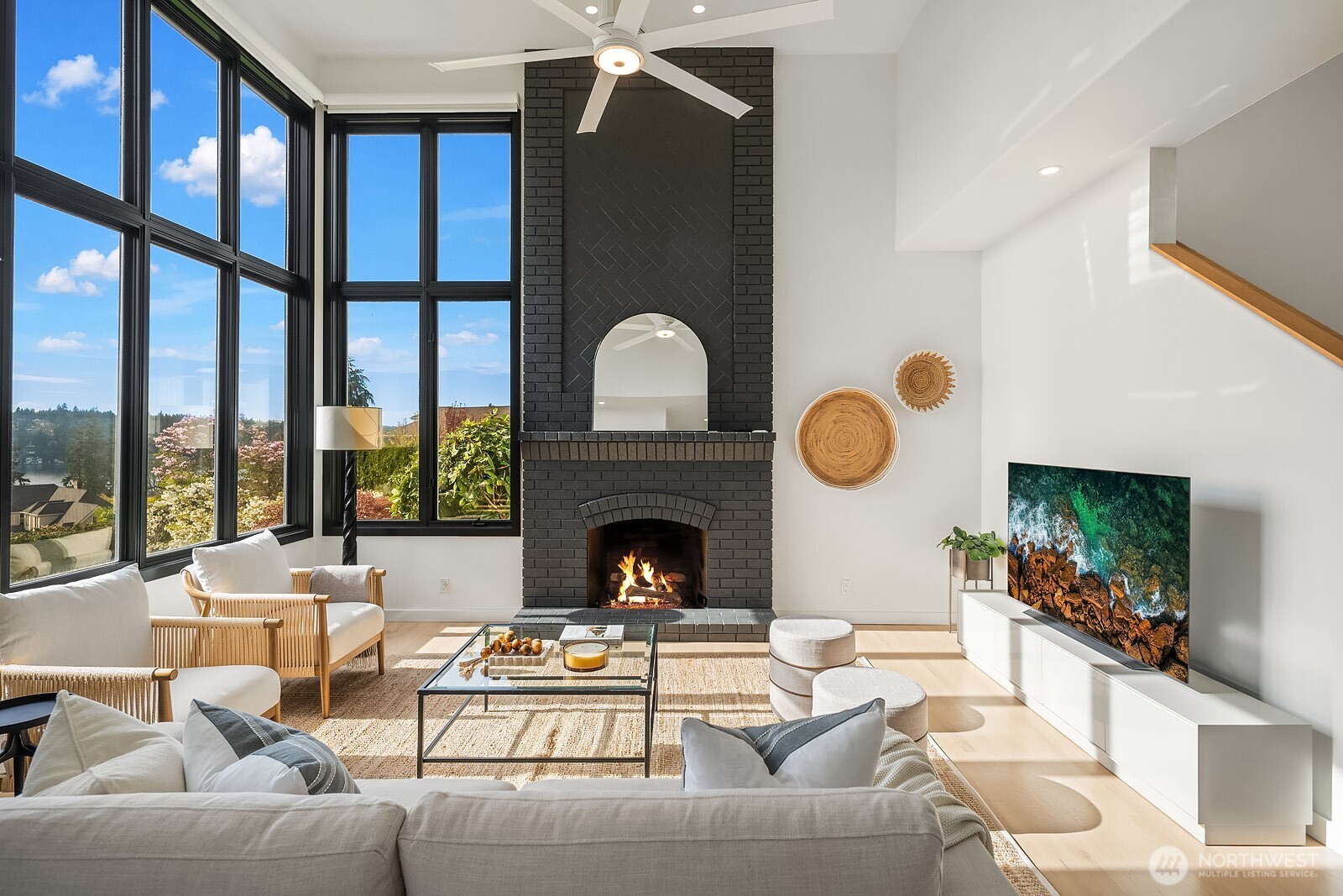 1540 204th Avenue NE