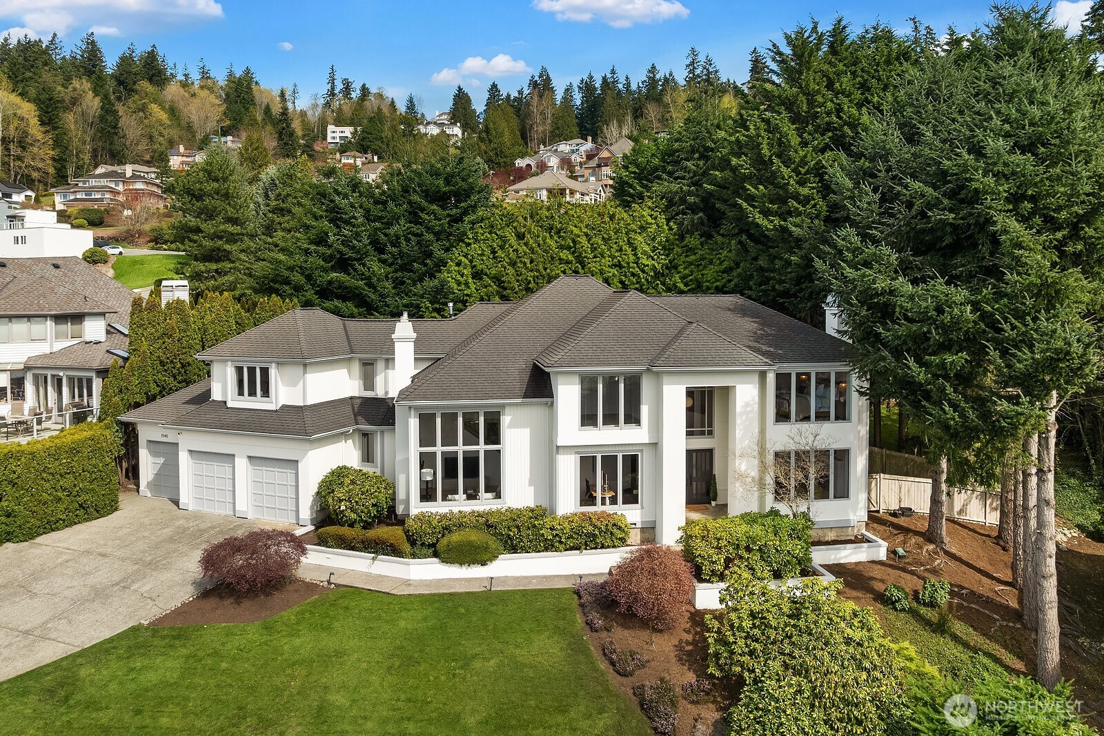 1540 204th Avenue NE