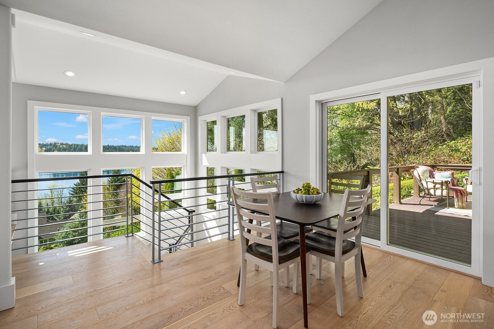 1650 204th Avenue NE