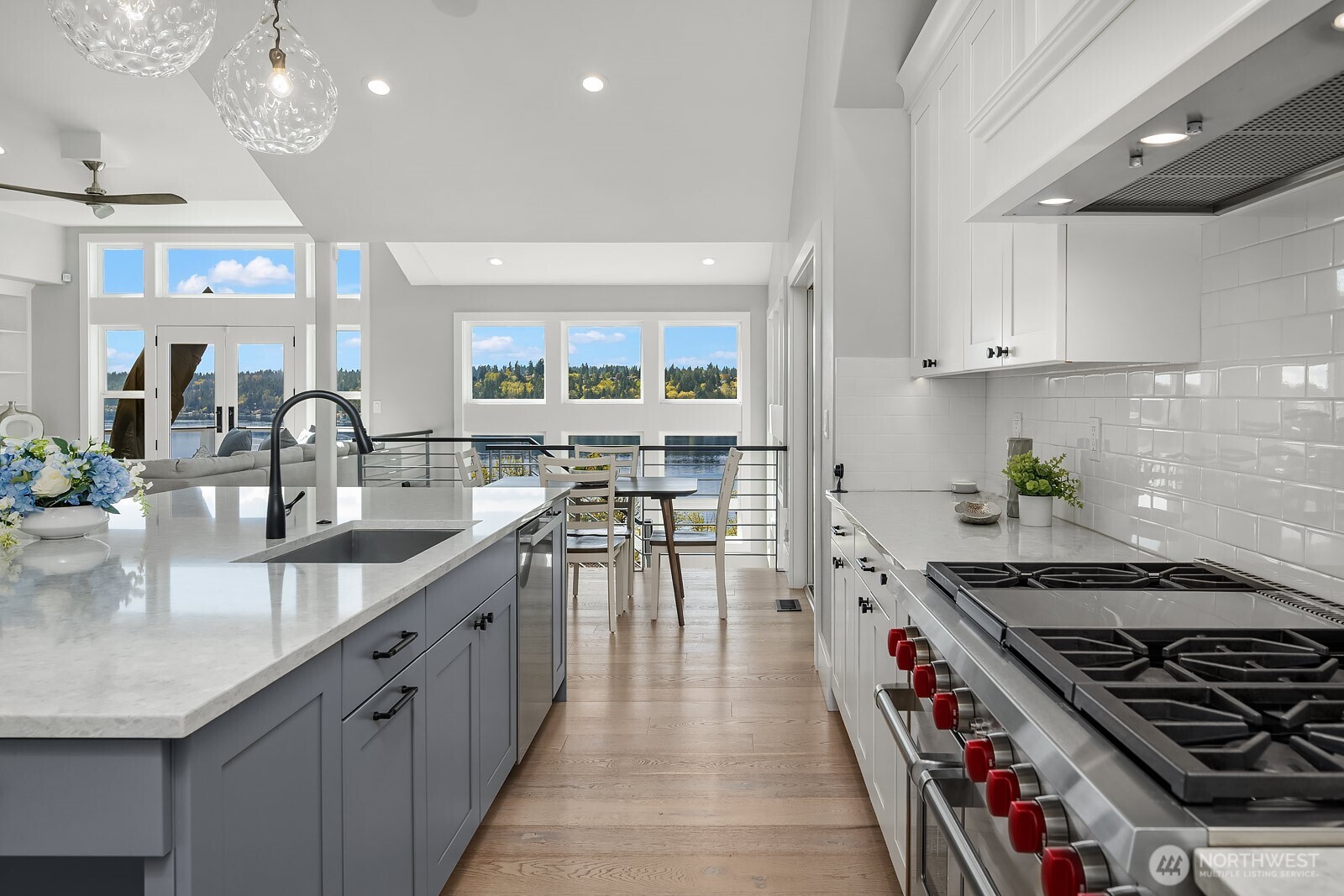 1650 204th Avenue NE